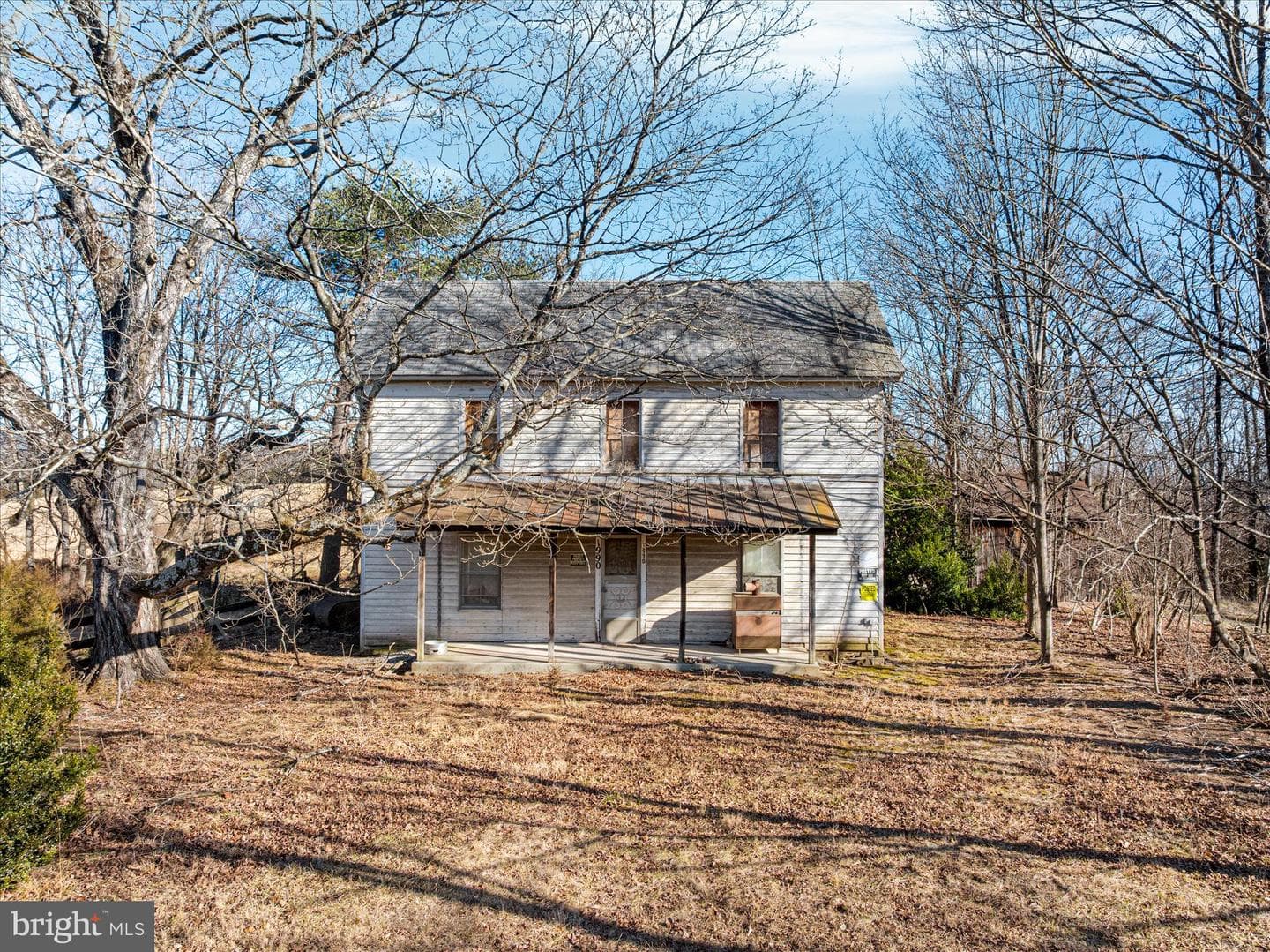 1990 Collinsville Road photo 18