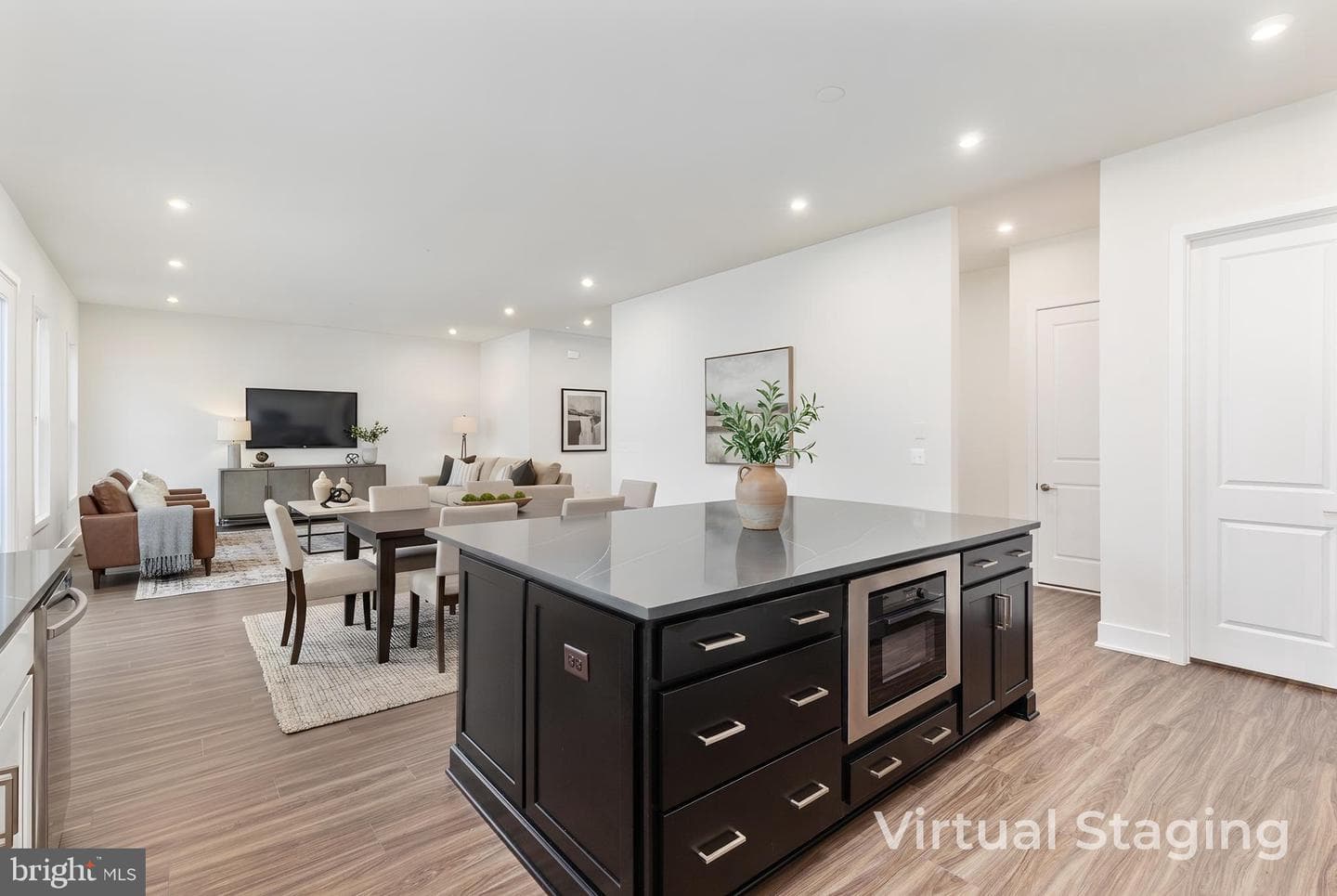 114 Heyford Drive photo 21