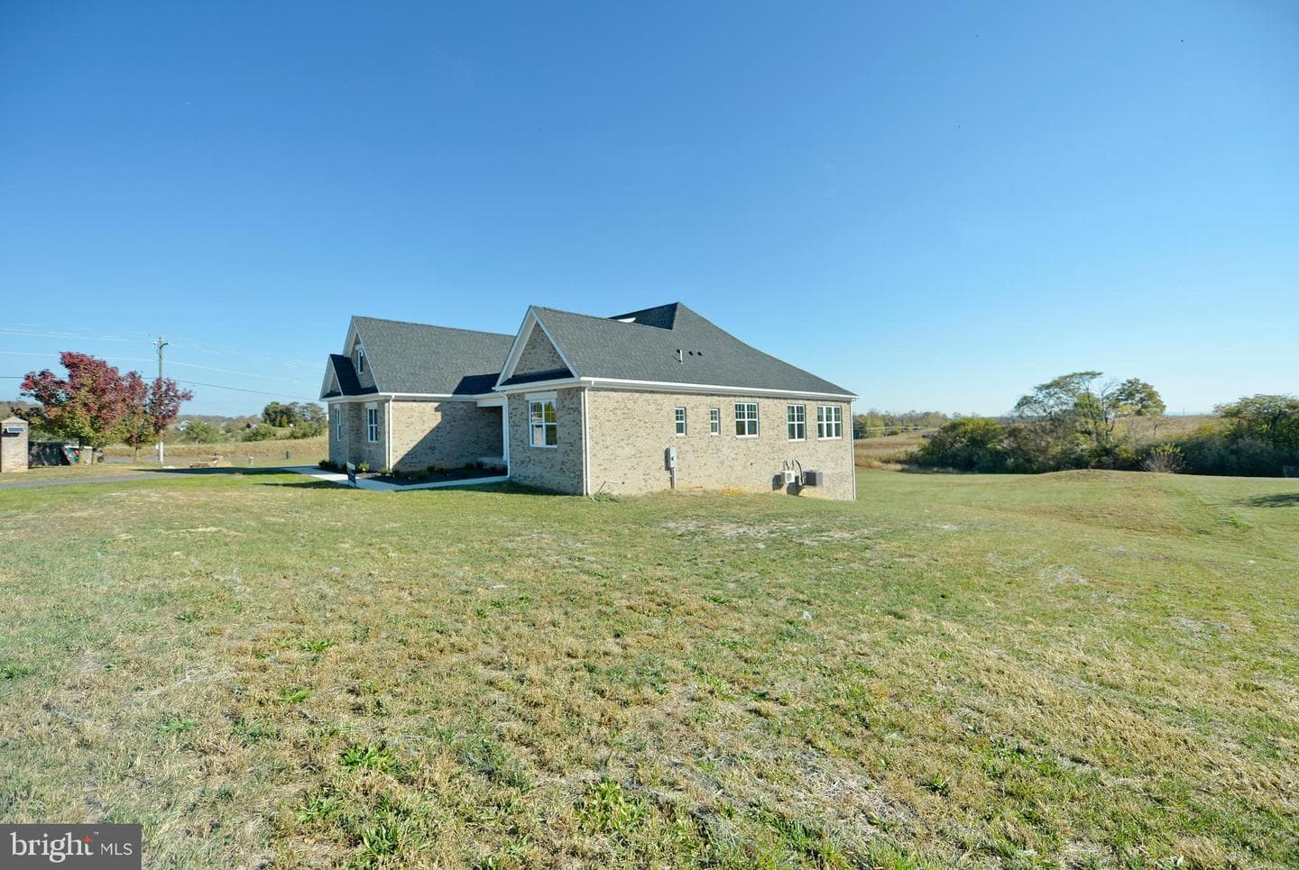 109 Inez Lane photo 8