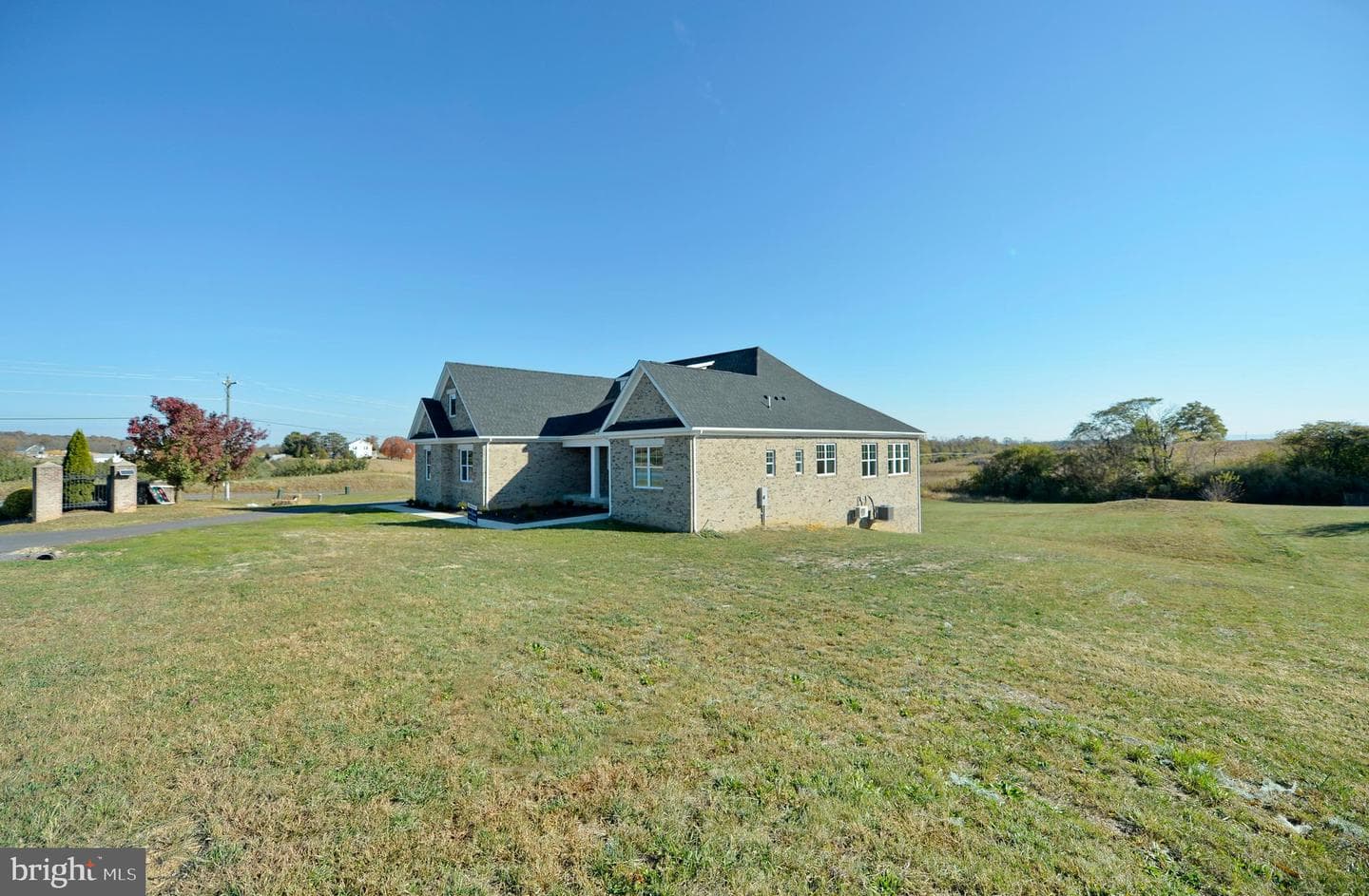 109 Inez Lane photo 9