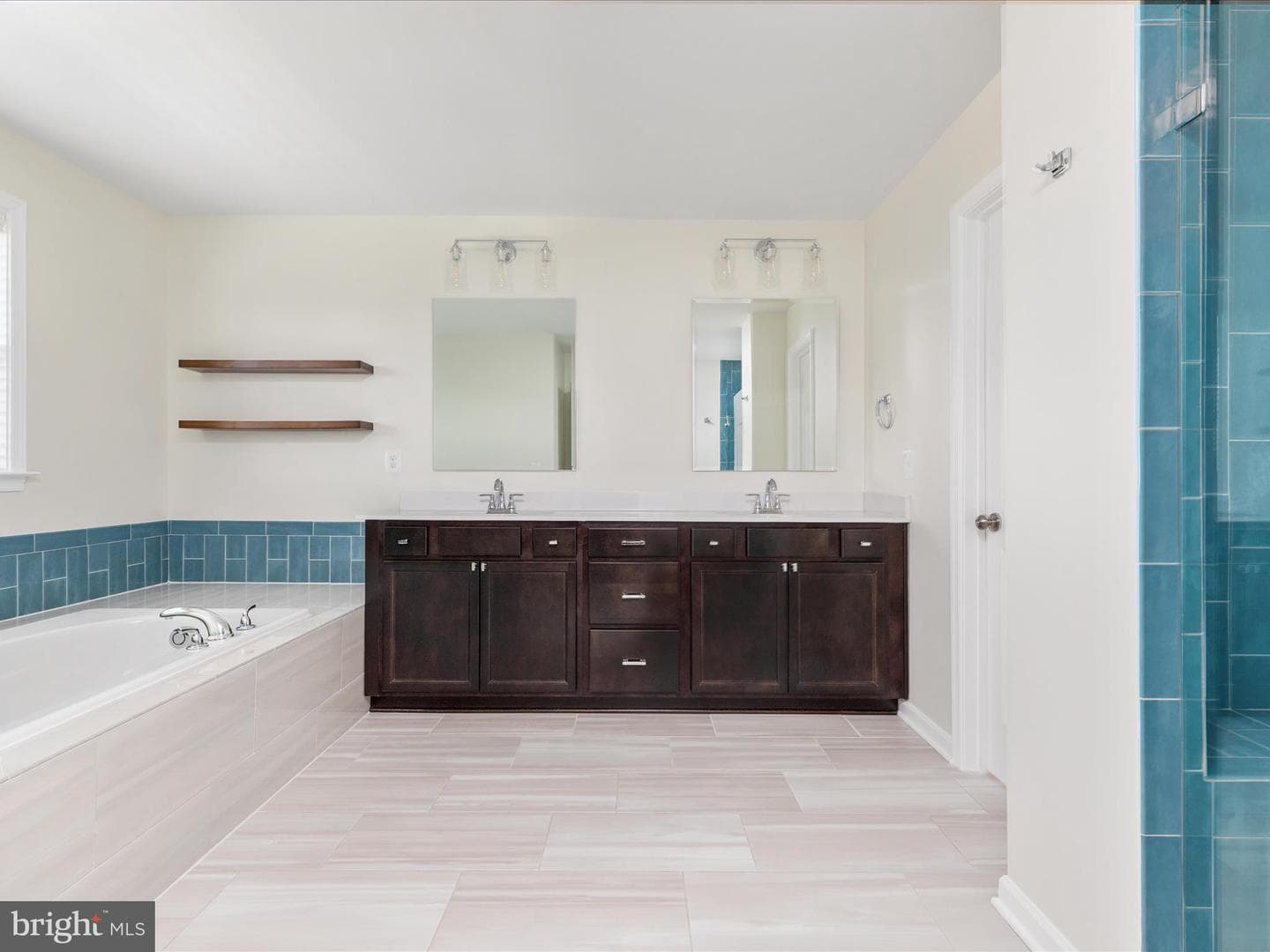 138 Jewel Box Drive photo 25