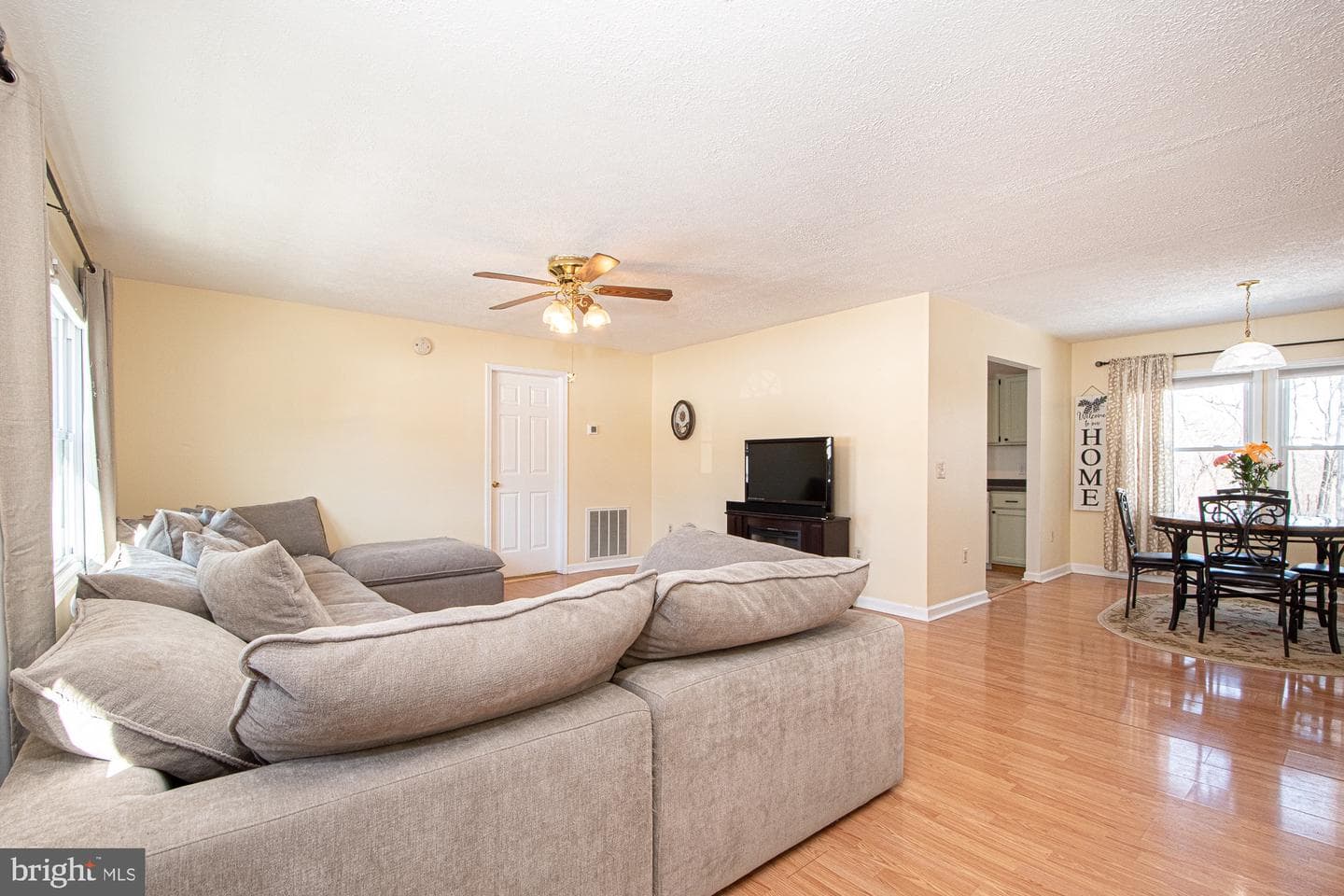 213 Woodrow Road photo 17