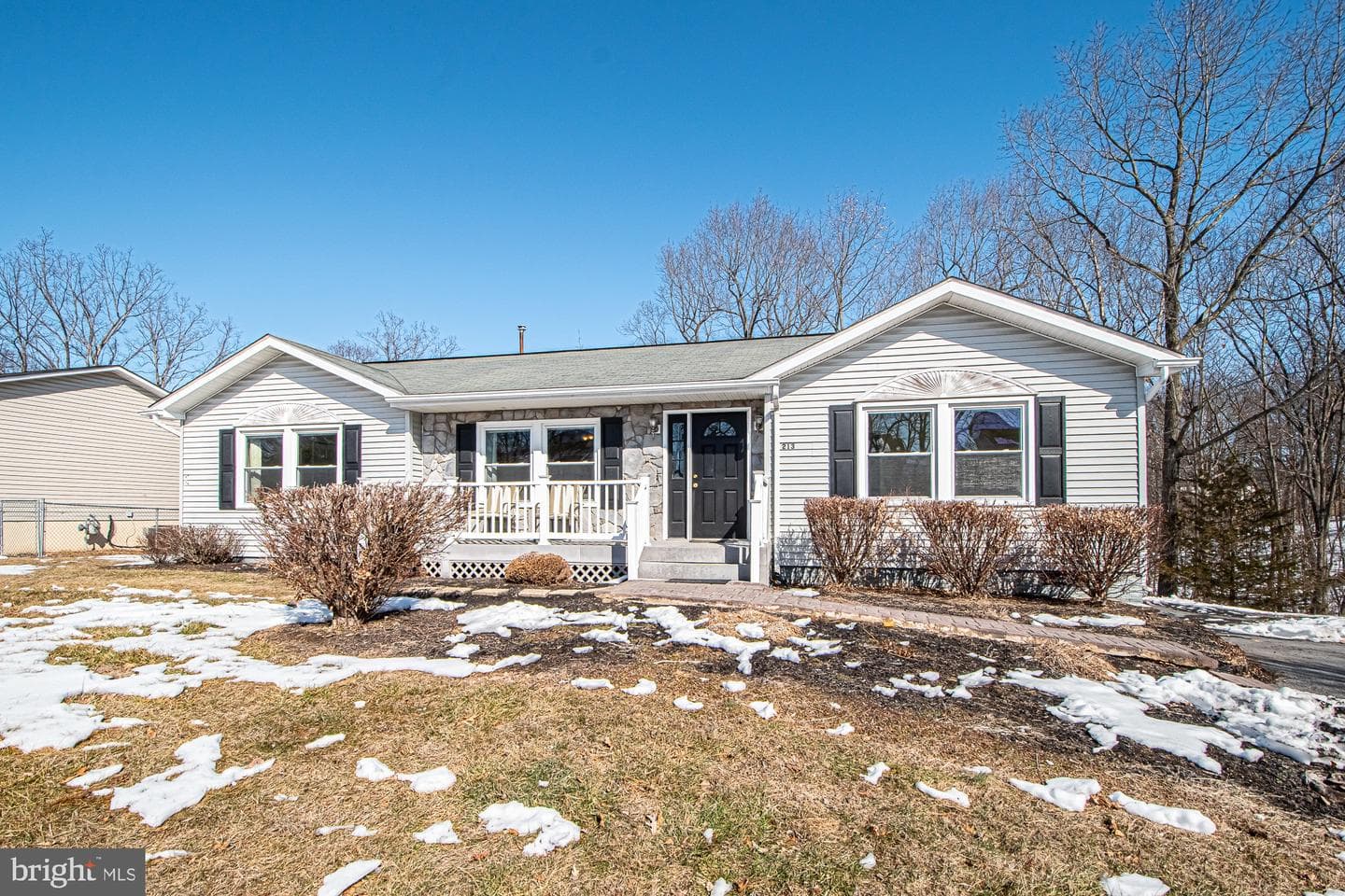213 Woodrow Road photo 2
