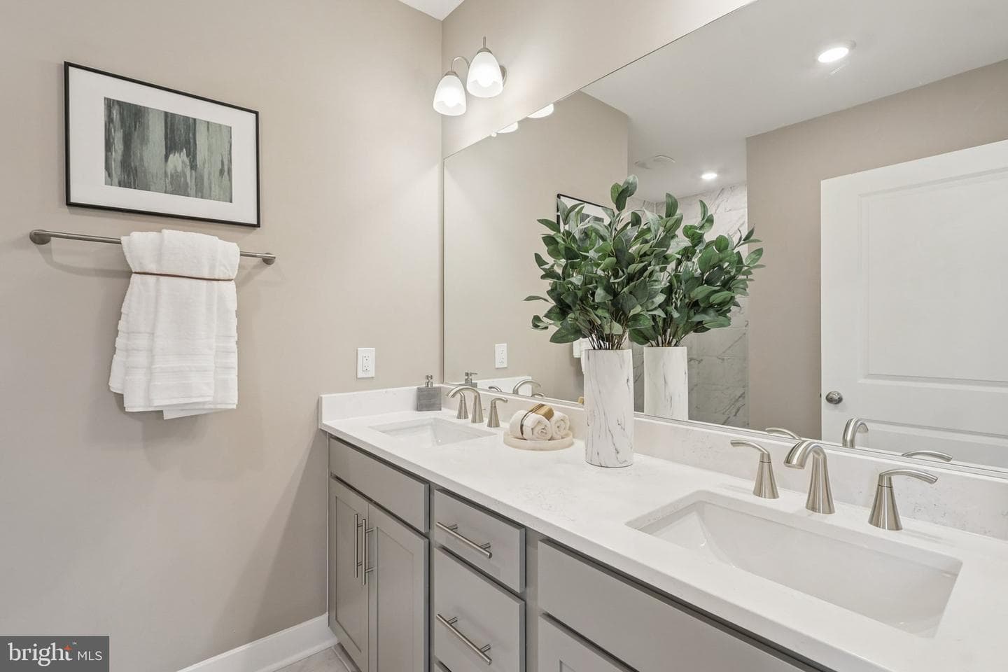 228 Hydrangea Way photo 40