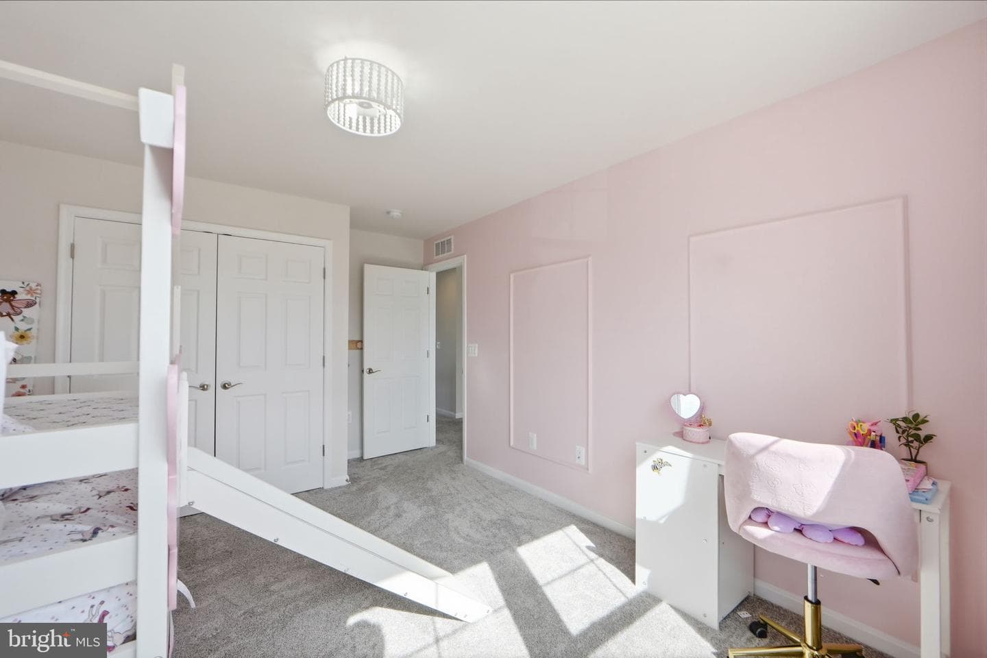 128 Poe Drive photo 38