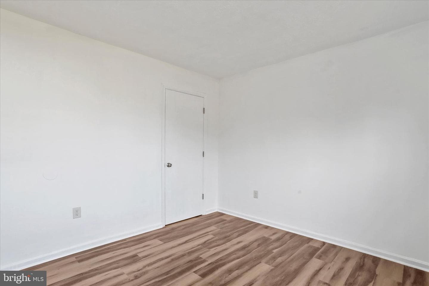 102 Waterford Lane photo 21
