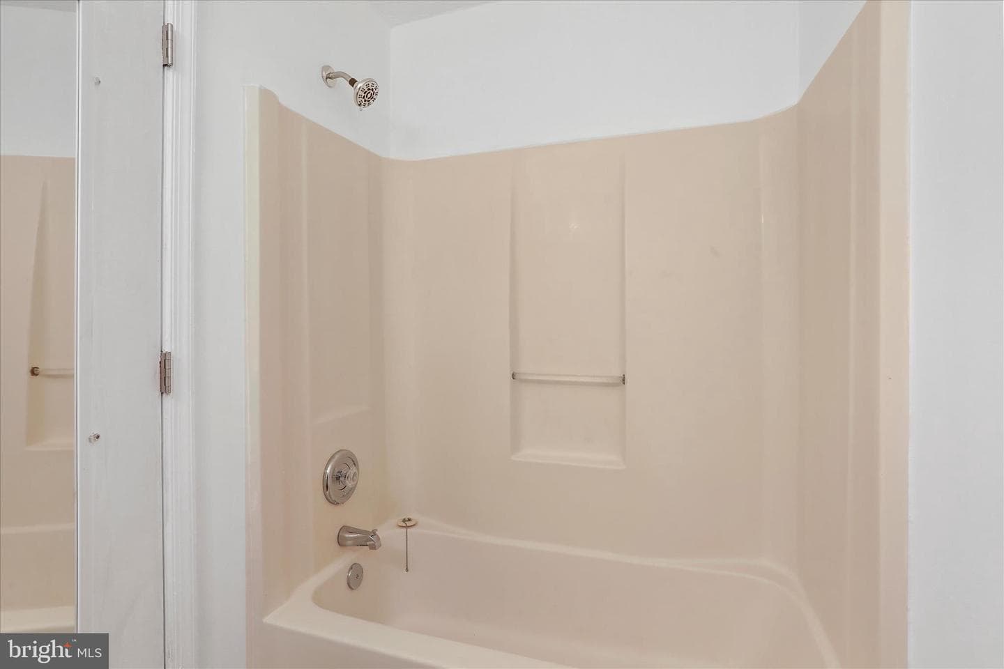 102 Waterford Lane photo 27