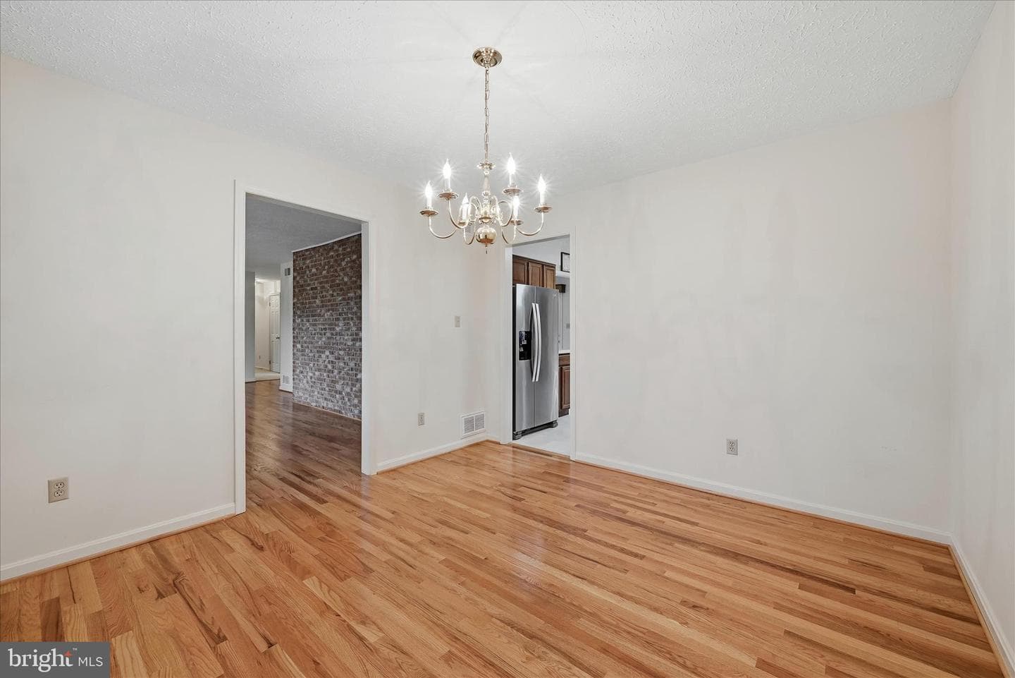 138 Gloucester Drive photo 10