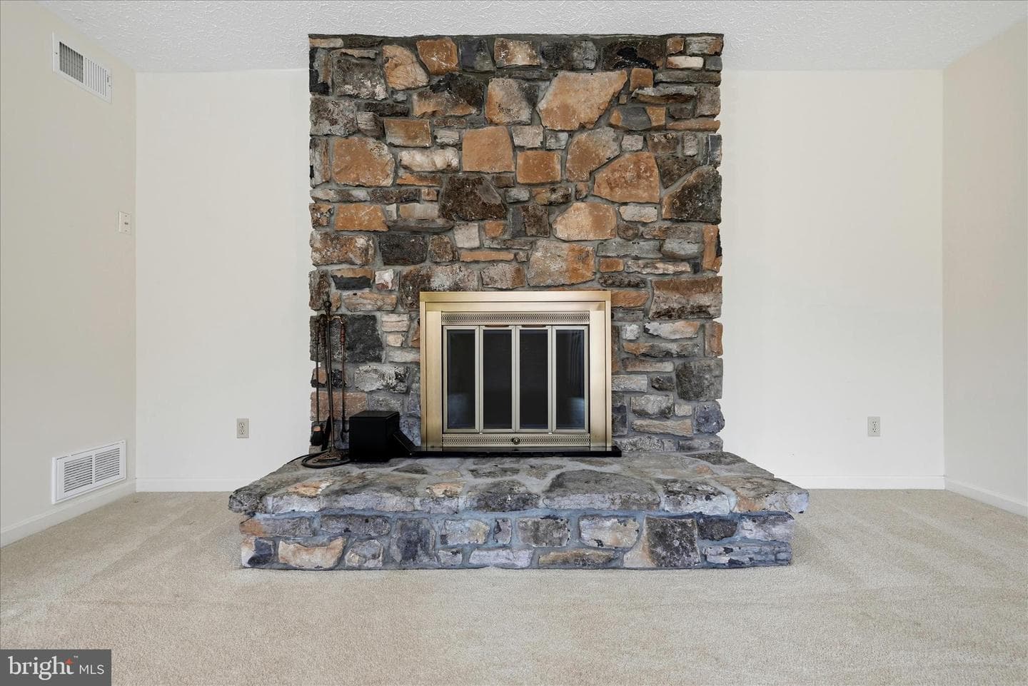 138 Gloucester Drive photo 14