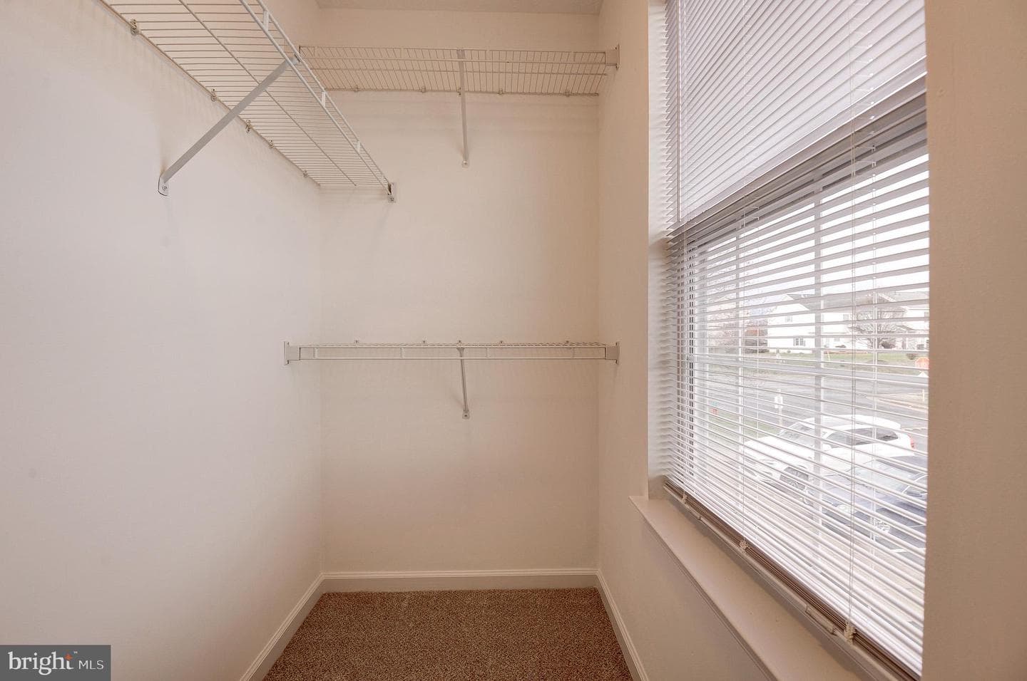 321 Copperfield Lane photo 28