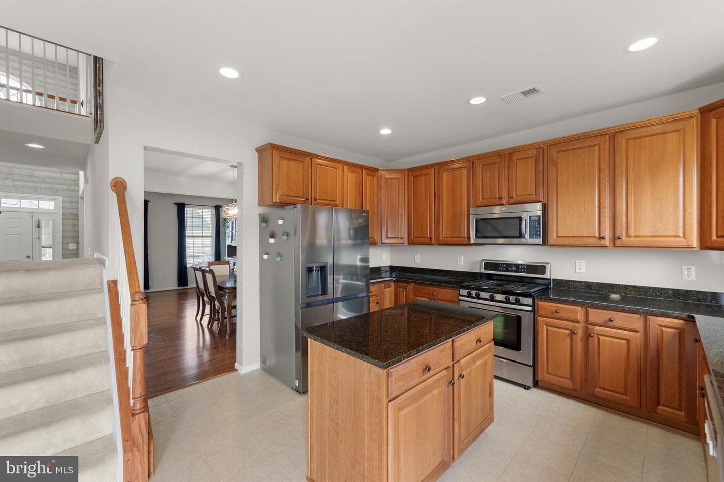 122 Vincent Drive photo 17