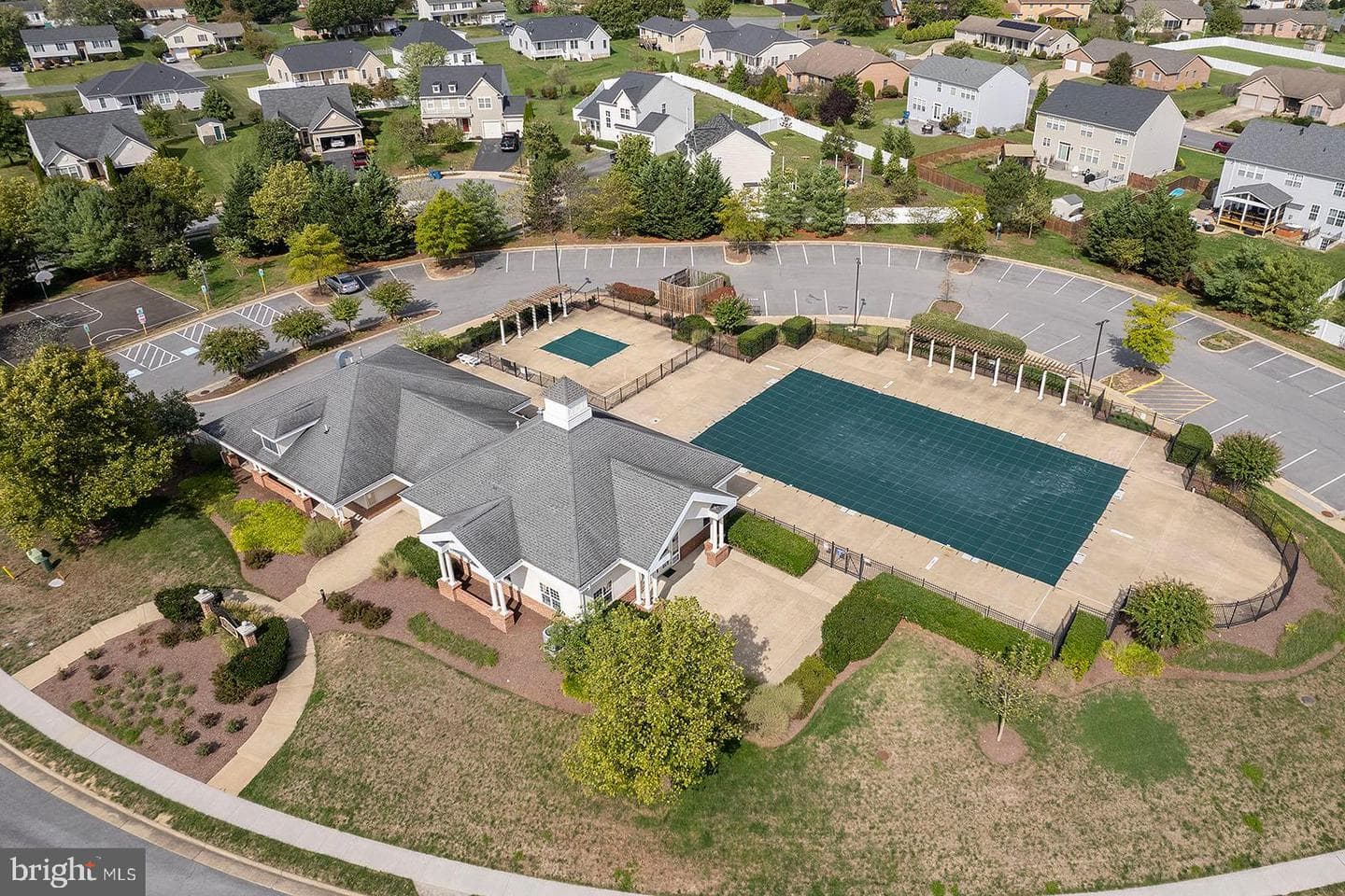 122 Vincent Drive photo 64