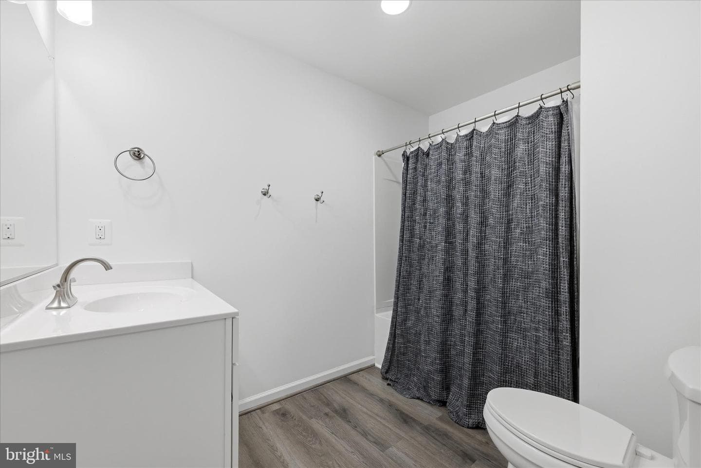 117 Coralyrose Ct photo 24