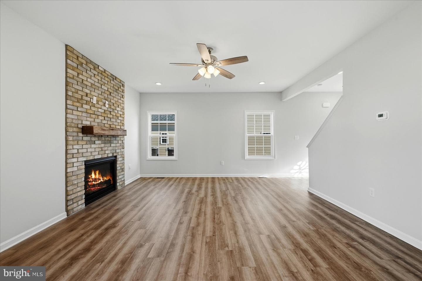 251 Rossmann Blvd photo 17