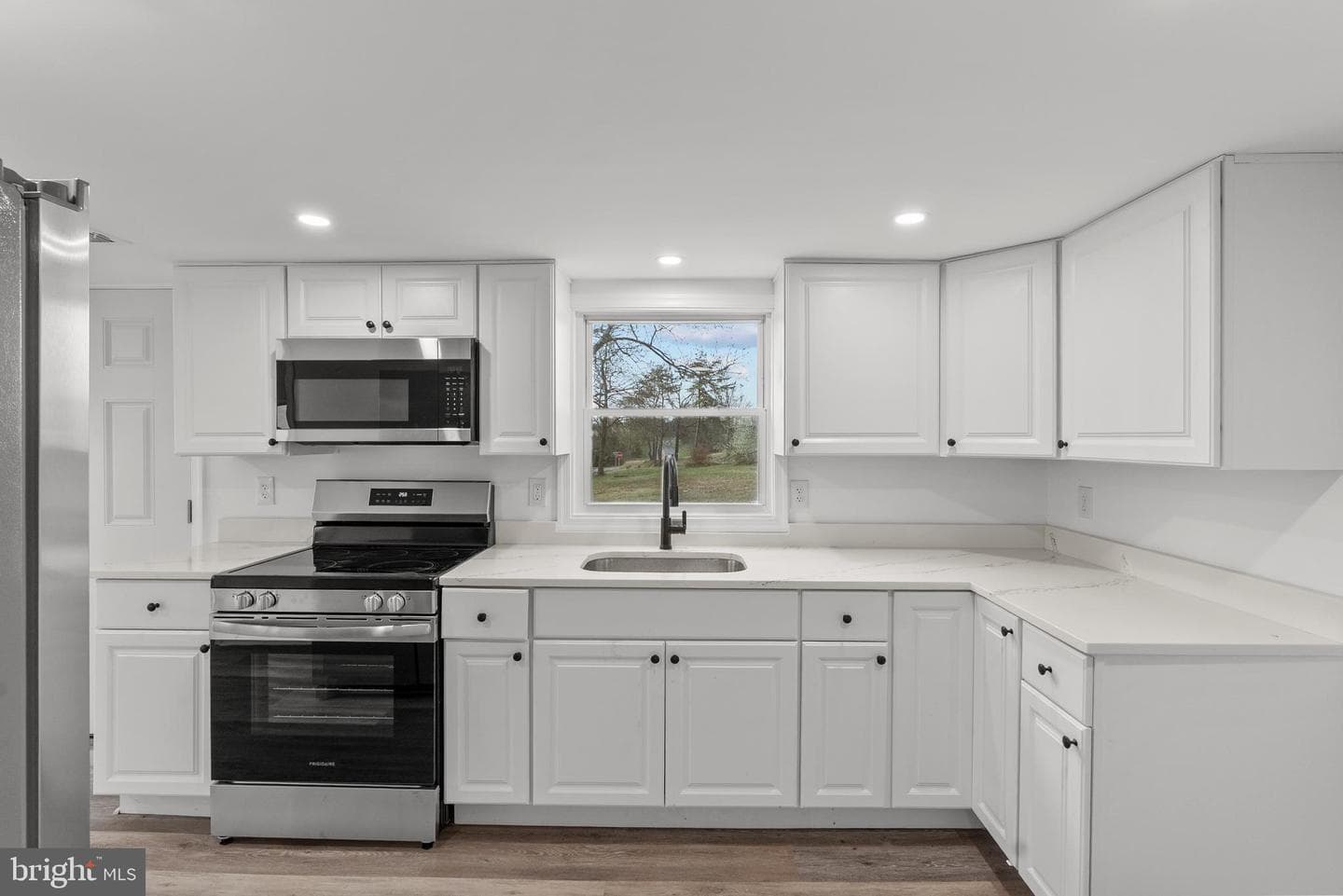 3221 Laurel Grove Road photo 5