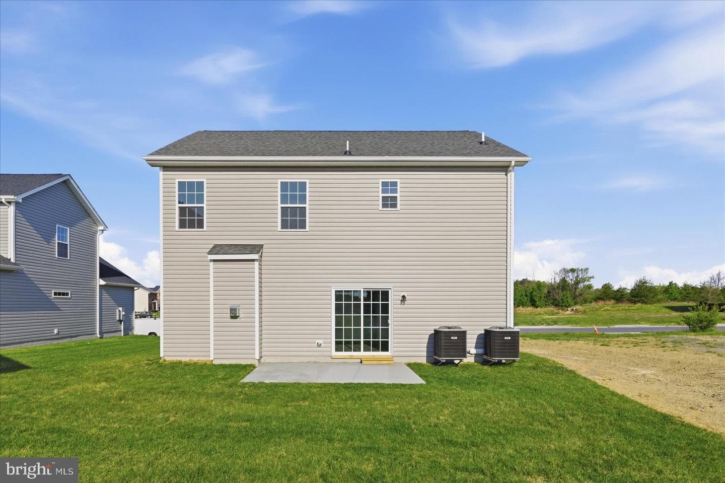 102 Brockham Court photo 47