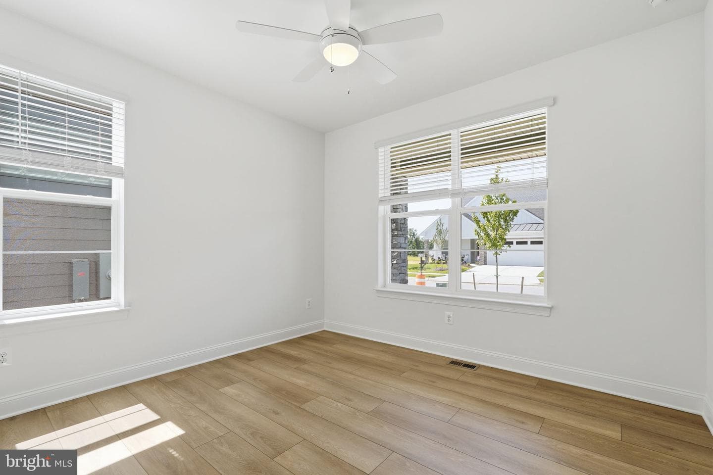106 Rhododendron Court photo 24