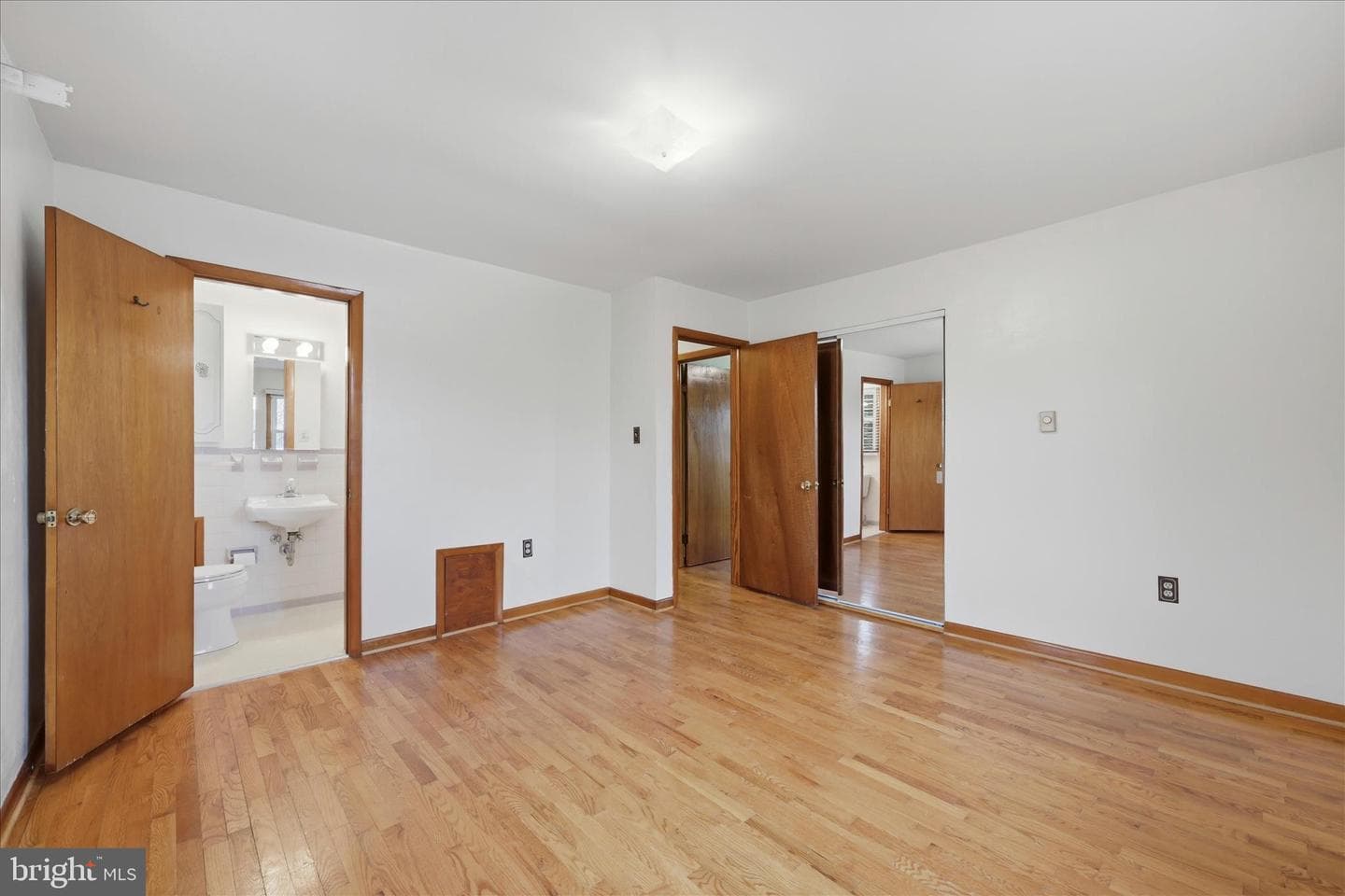 135 Meade Drive photo 24