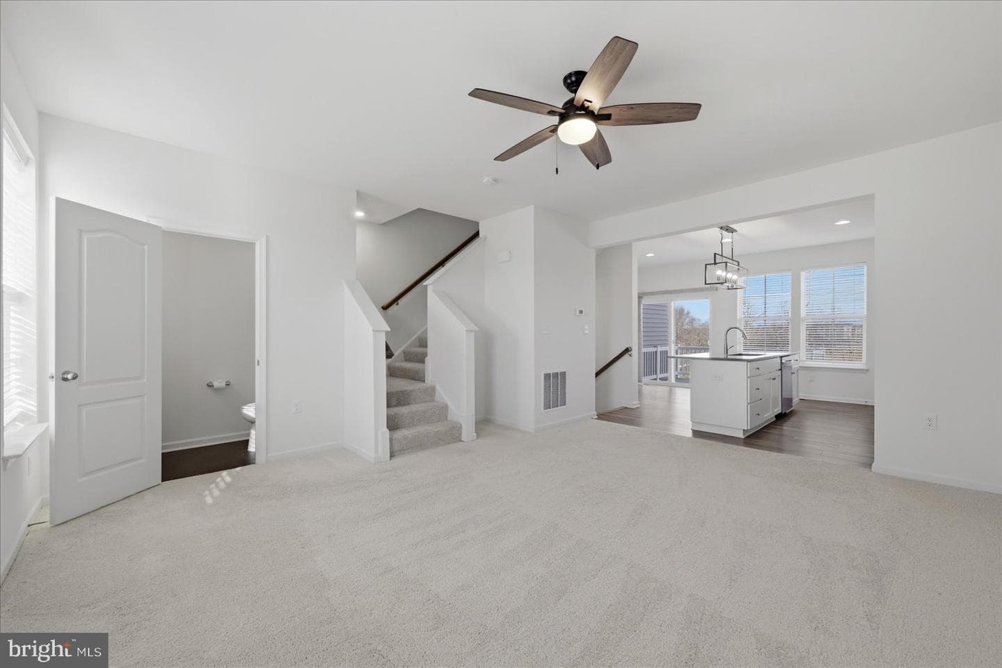 102 Stribling Way photo 13