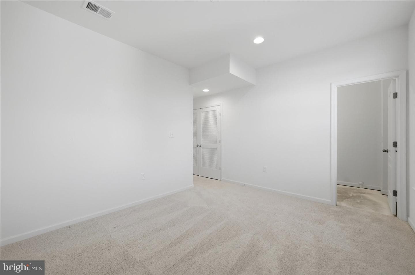 102 Stribling Way photo 9