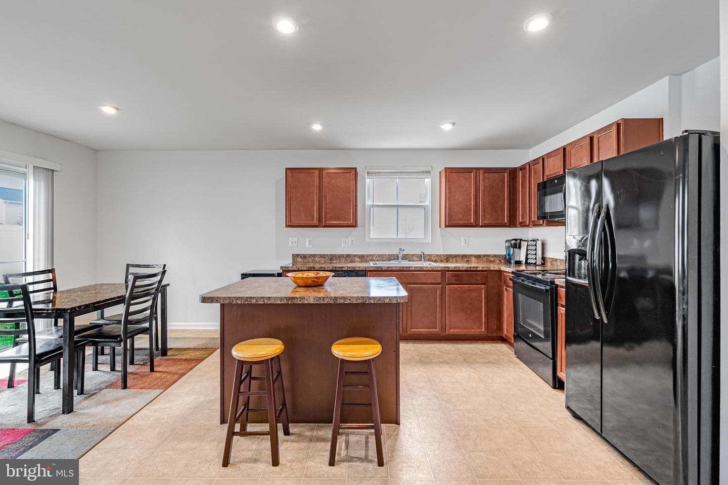 201 Coville Street photo 13
