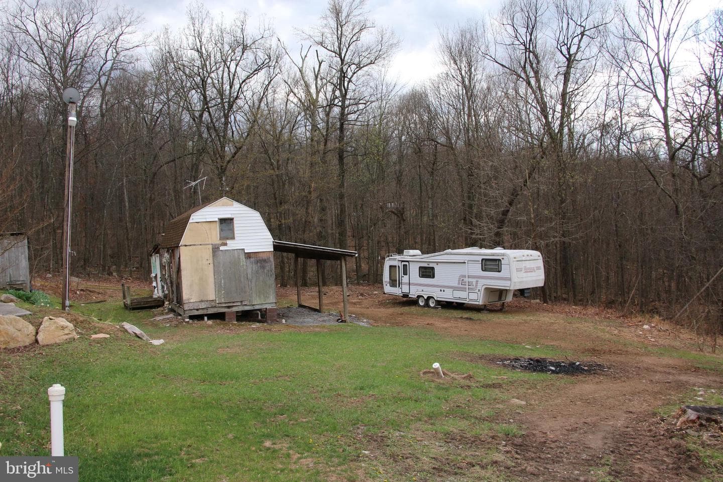 680 Sawlog Road photo 15
