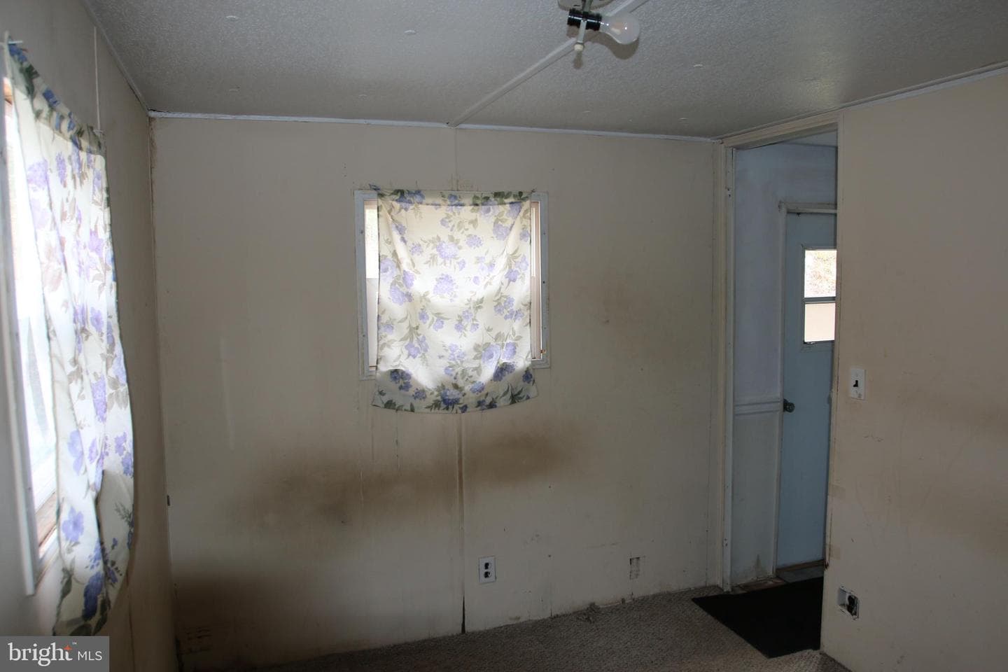 680 Sawlog Road photo 23