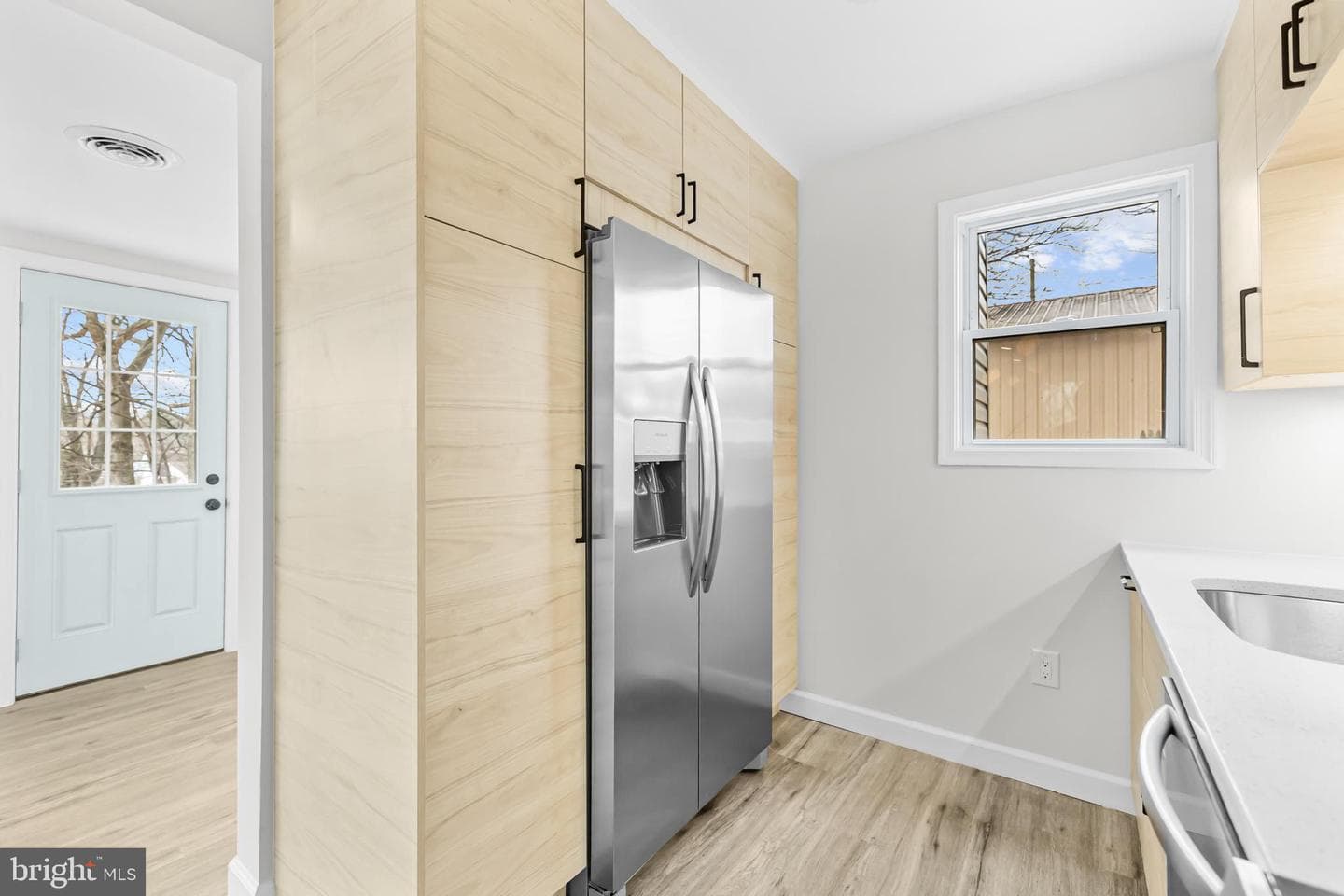 1033 Sunnyside Drive photo 12