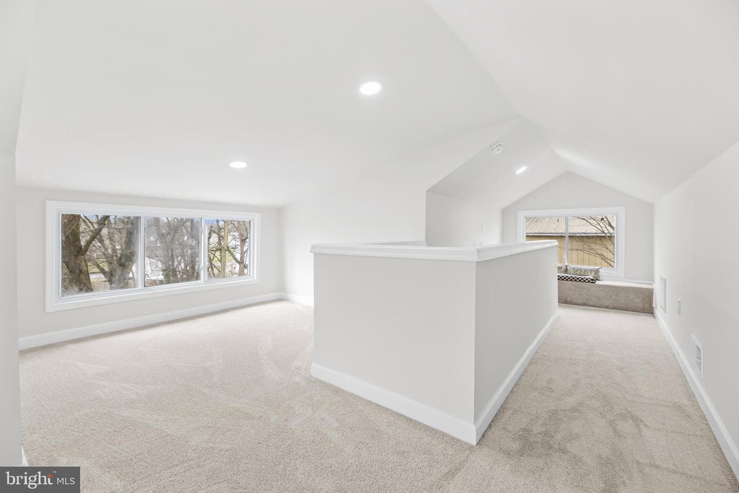 1033 Sunnyside Drive photo 28