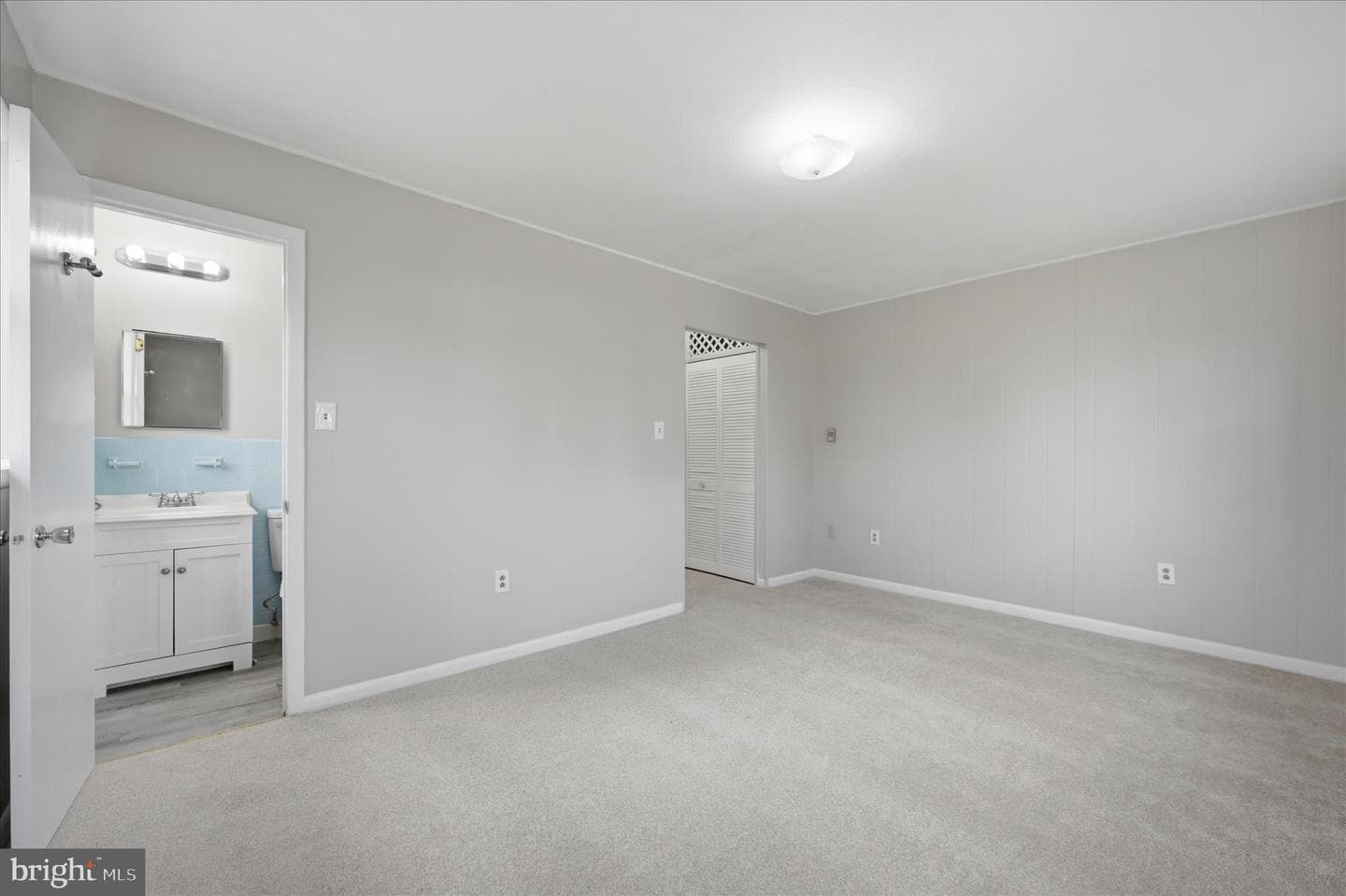 2592 Martinsburg Pike photo 15