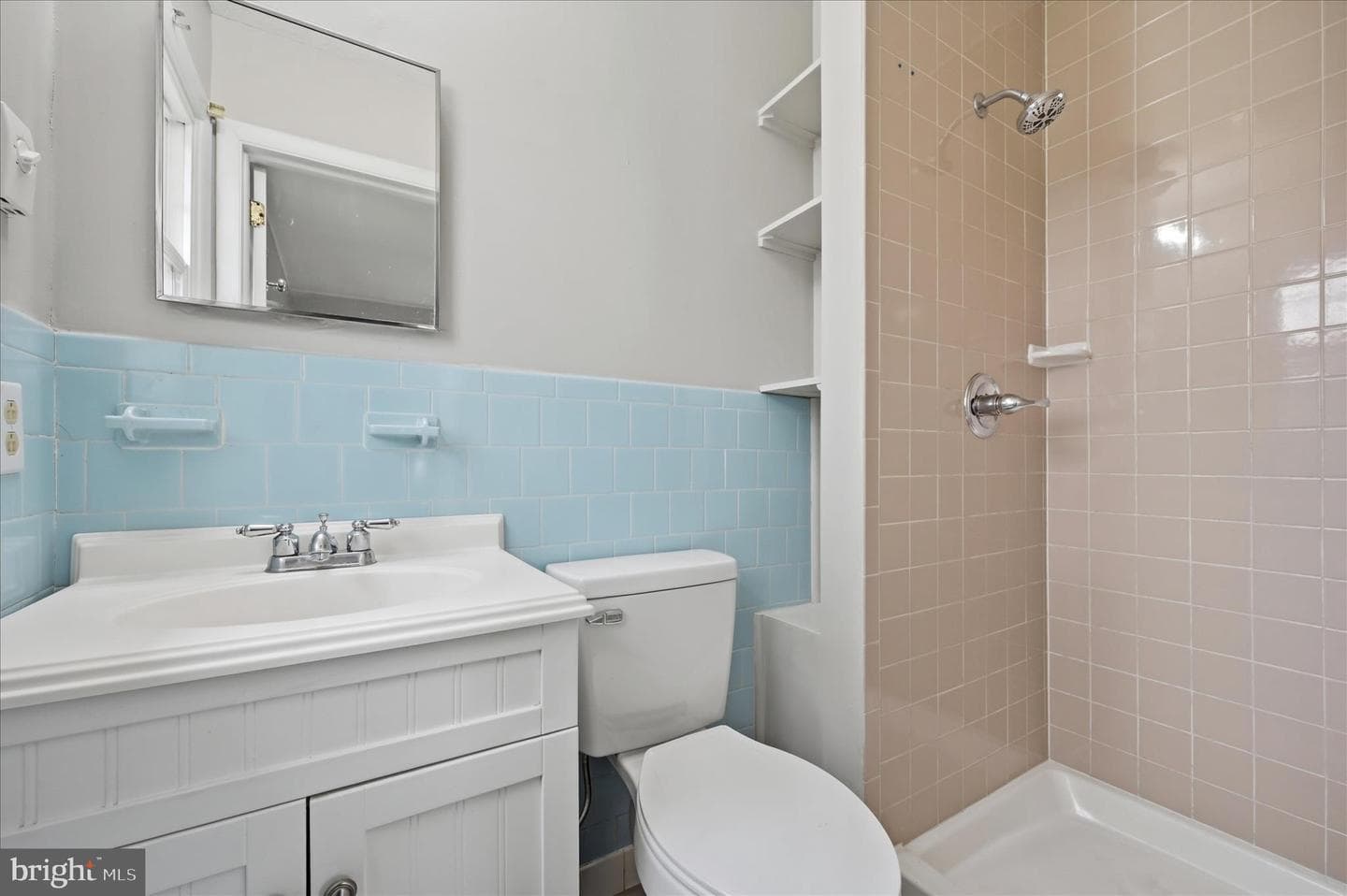 2592 Martinsburg Pike photo 16