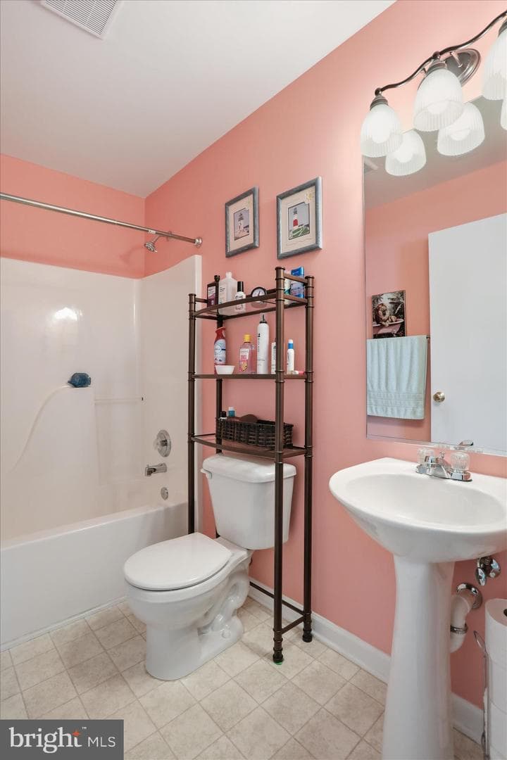 136 Brookland Court #2 photo 22
