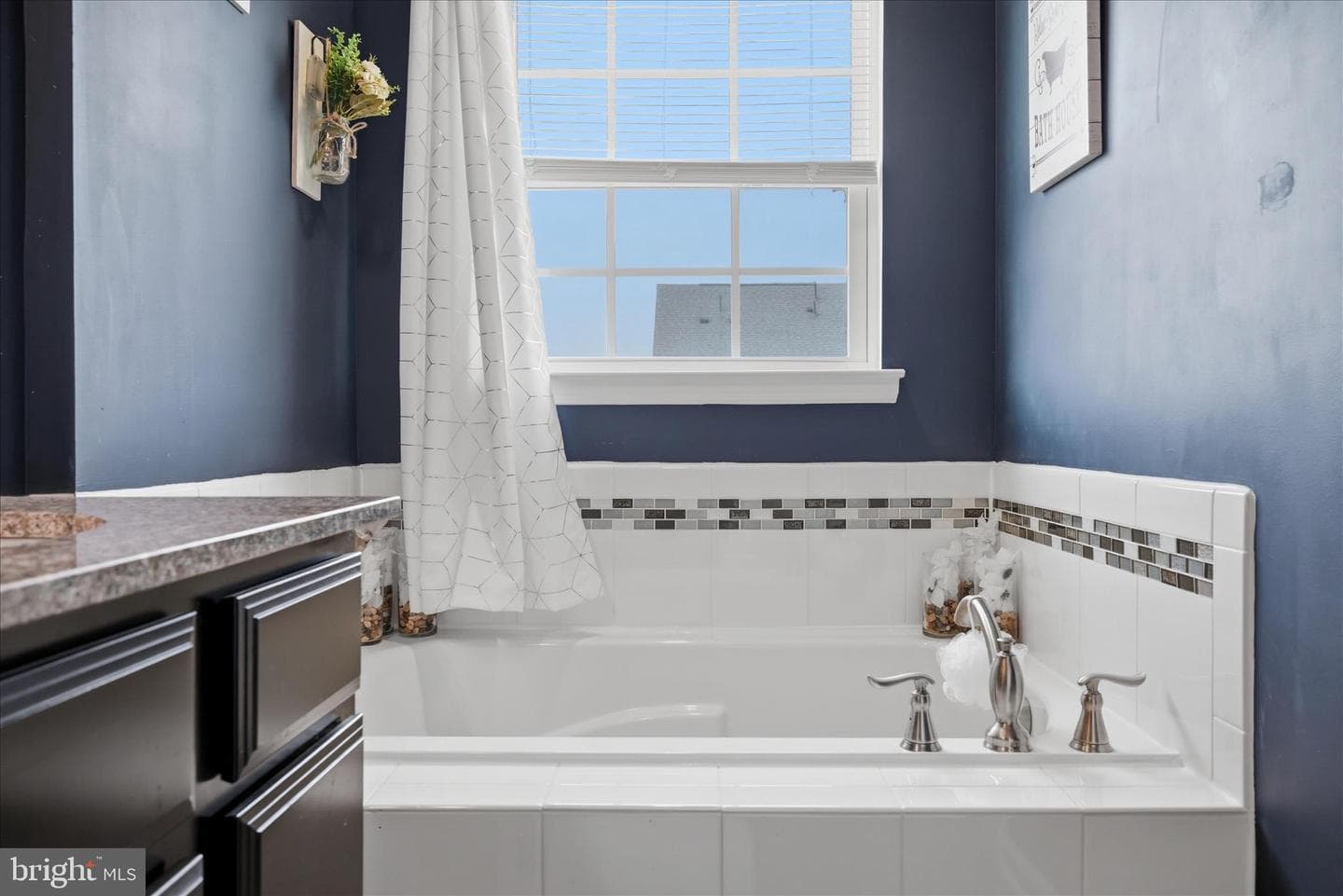 101 Trout Lily Drive photo 38