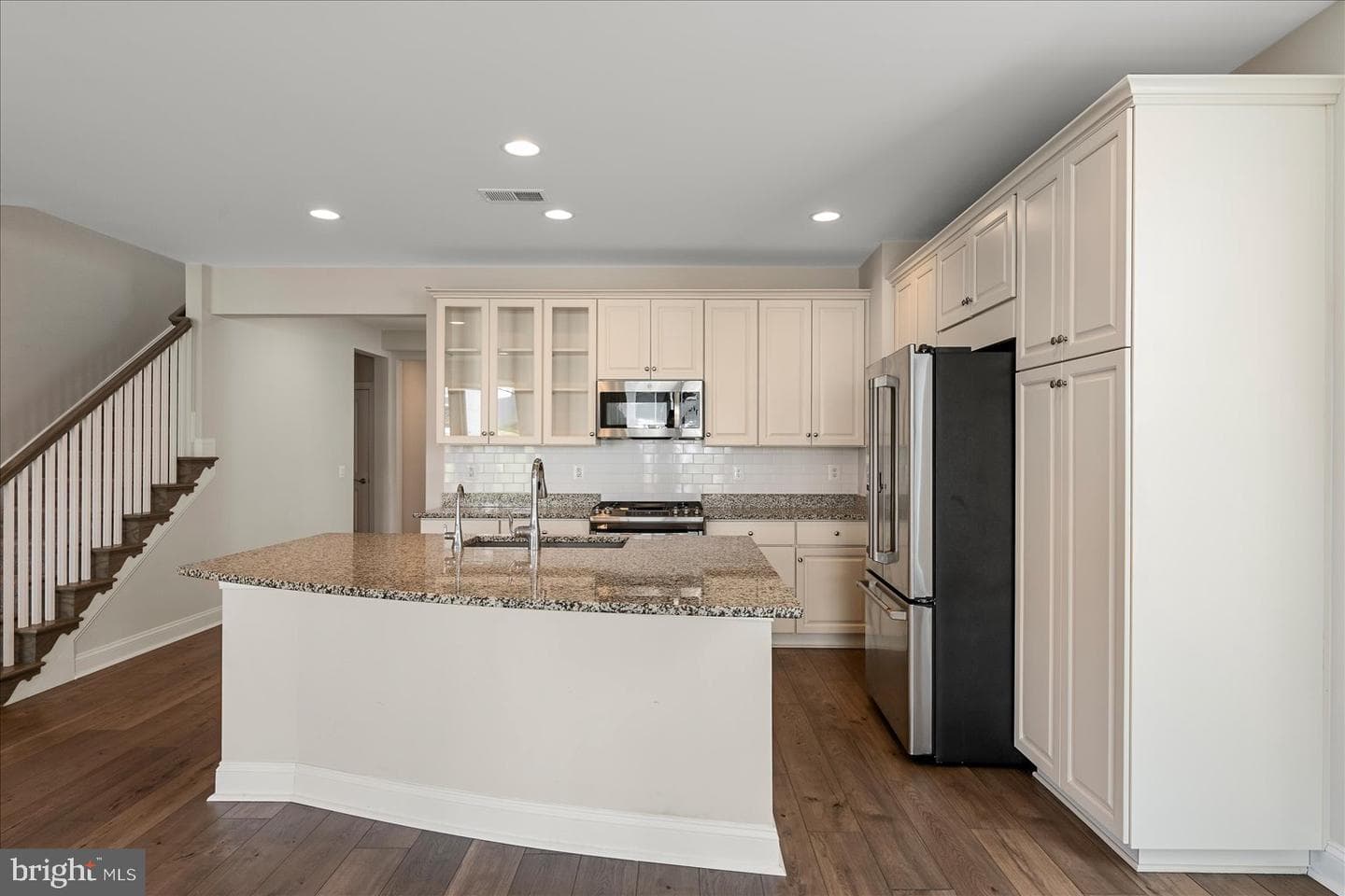 118 Viceroy Way photo 8