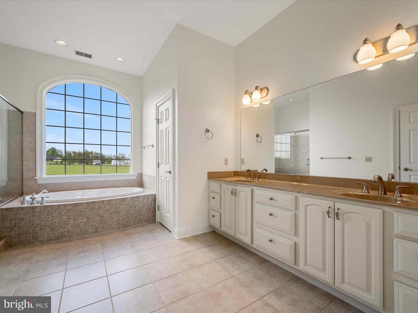 700 Miller Road photo 58