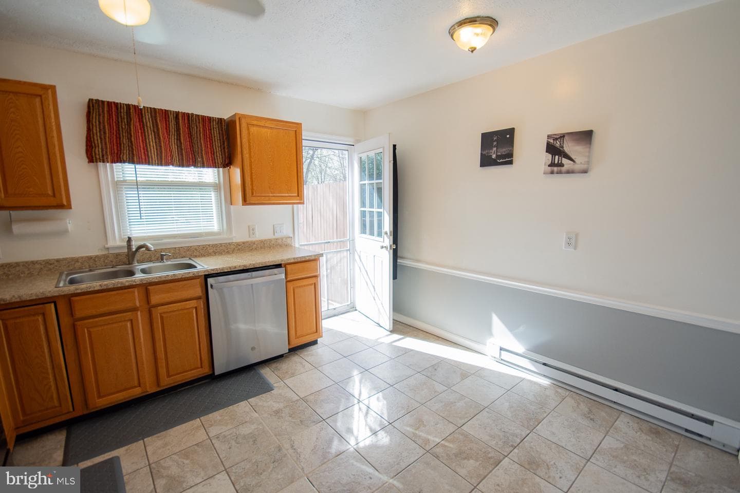 104 Mcneil Place photo 24