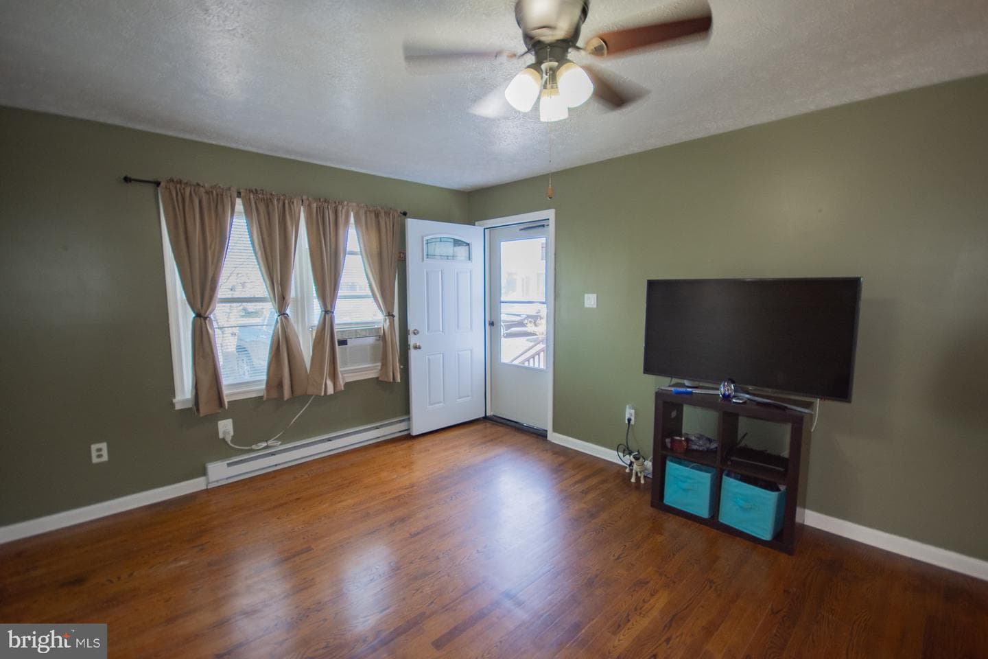 104 Mcneil Place photo 3