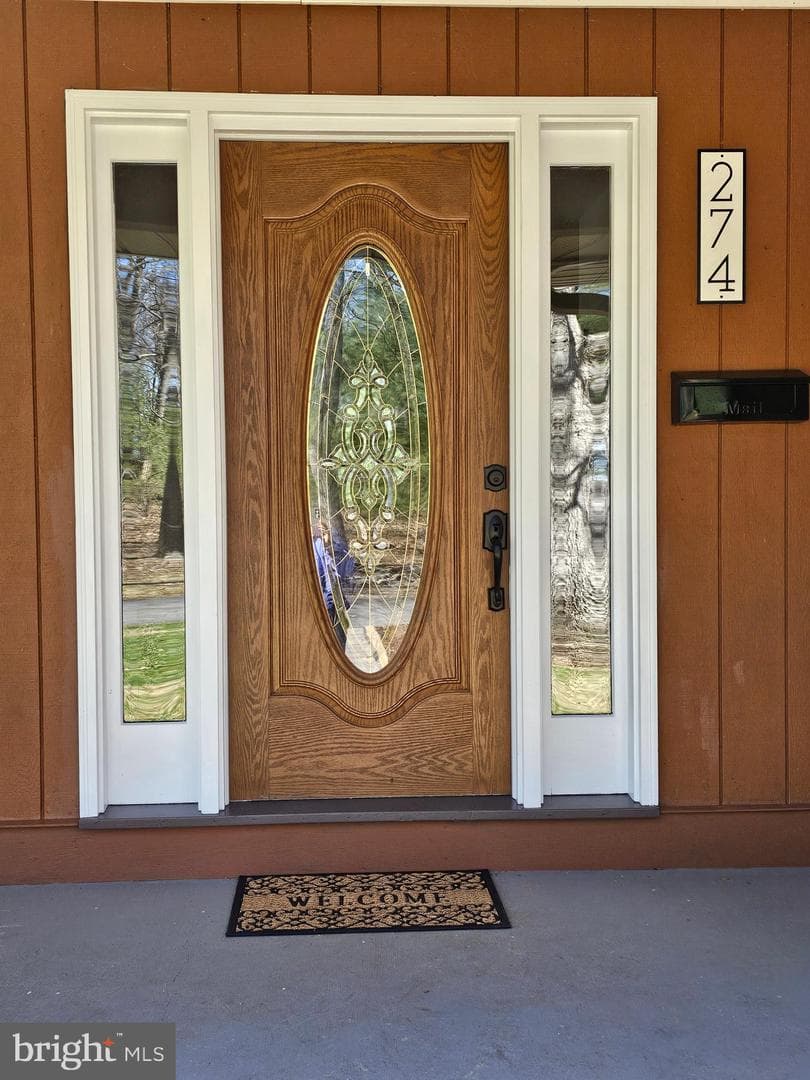 274 Woodside Lane photo 3