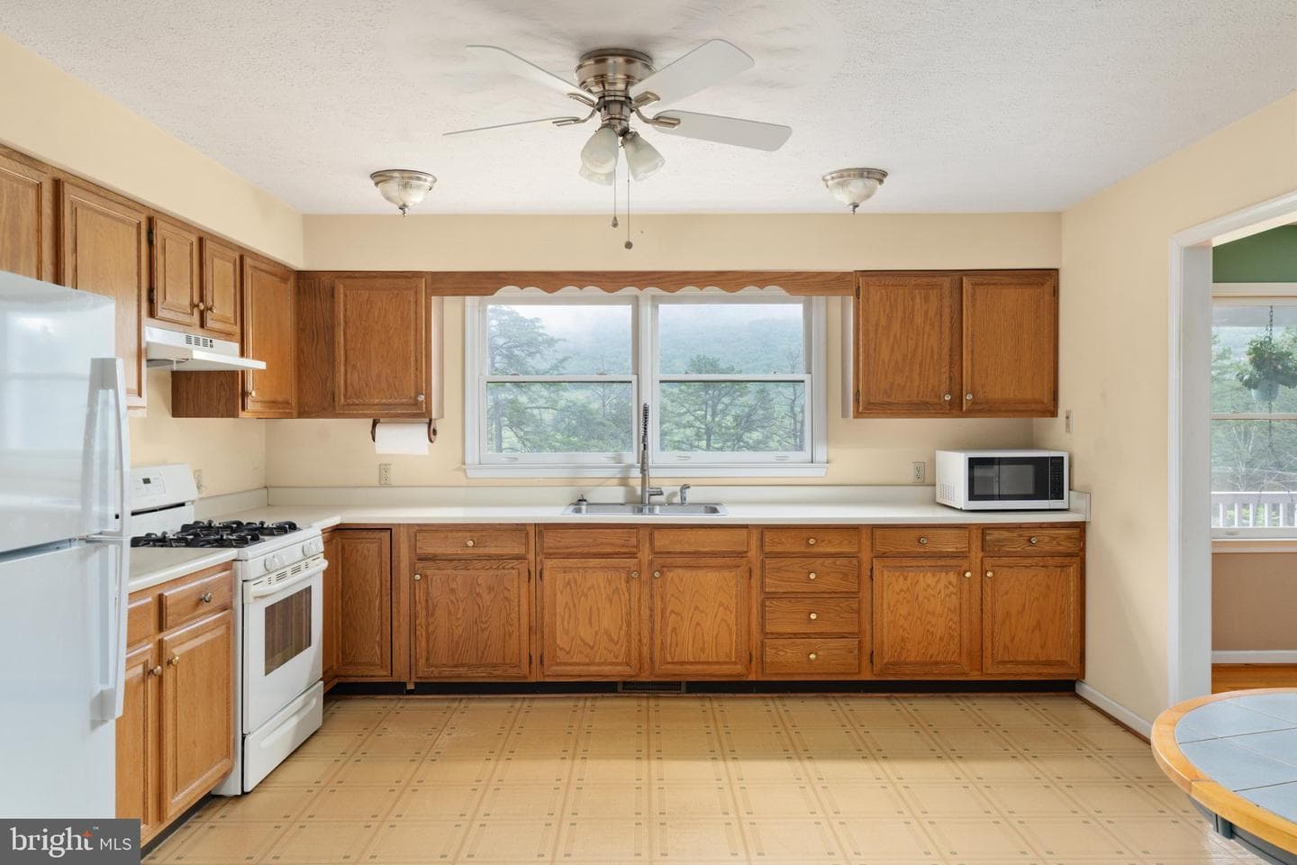 291 Capon Springs Grade photo 3
