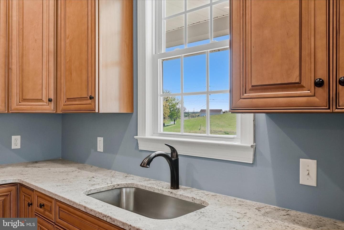 325 Dehaven Drive photo 22