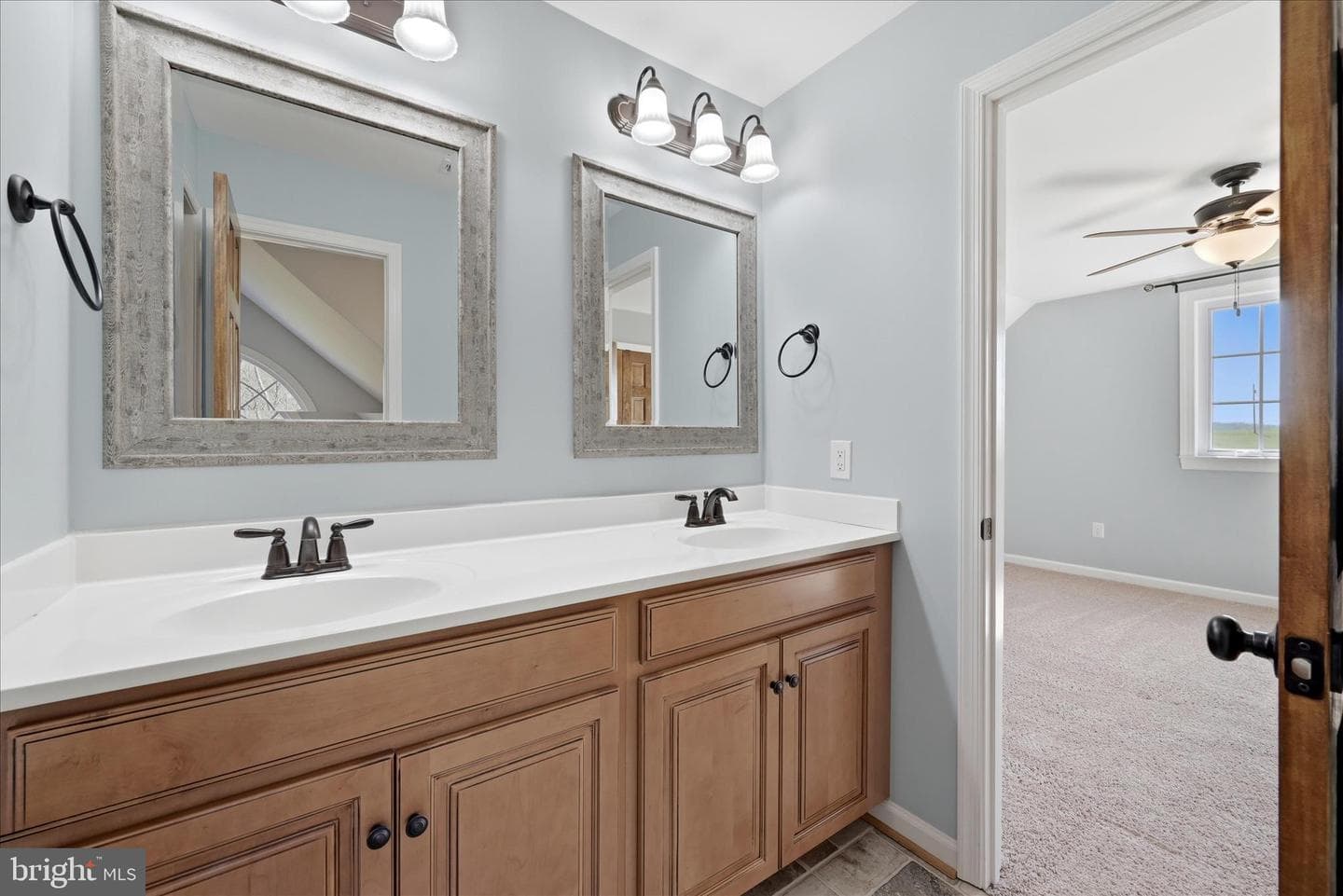 325 Dehaven Drive photo 43