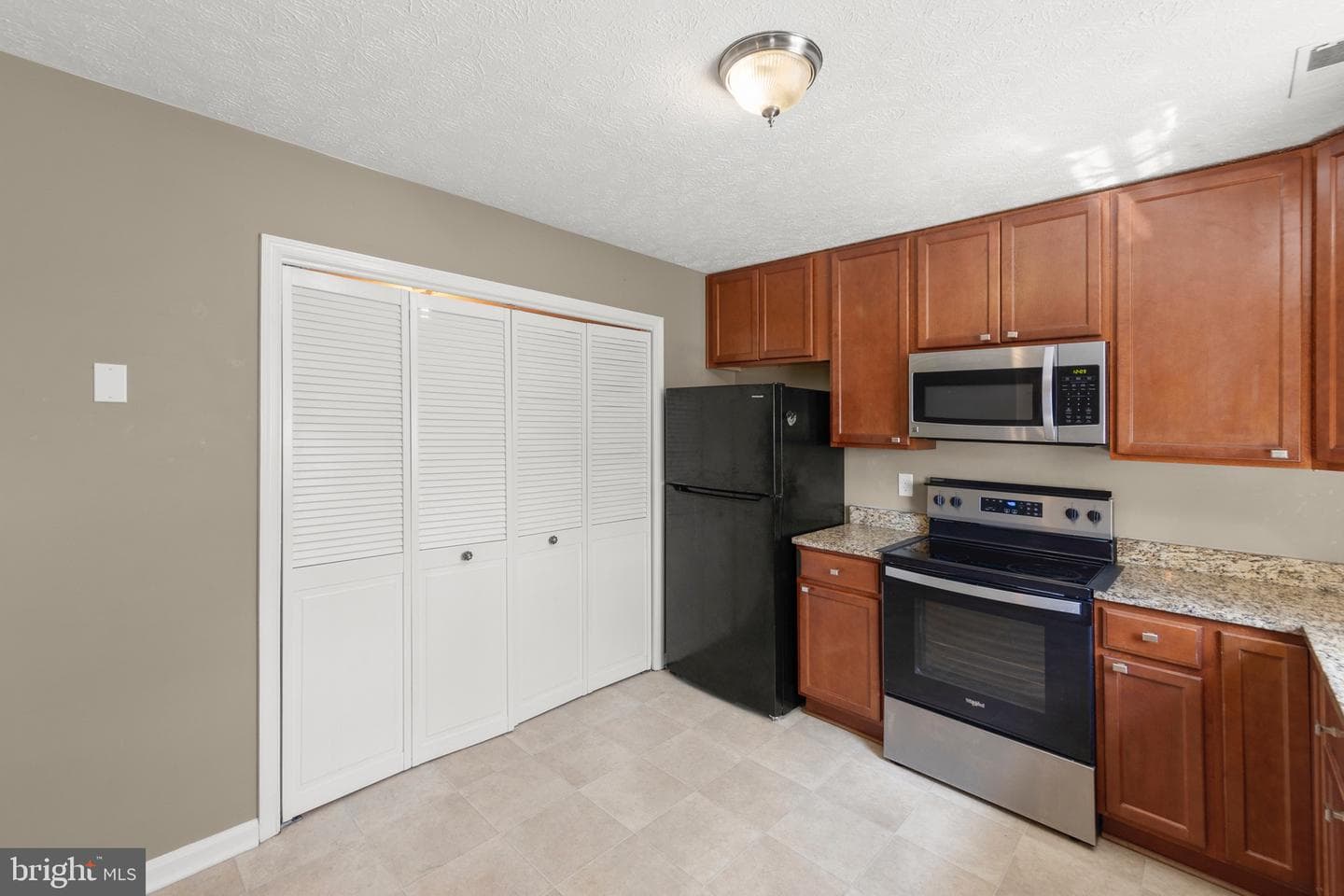 301 Buckingham Drive photo 8