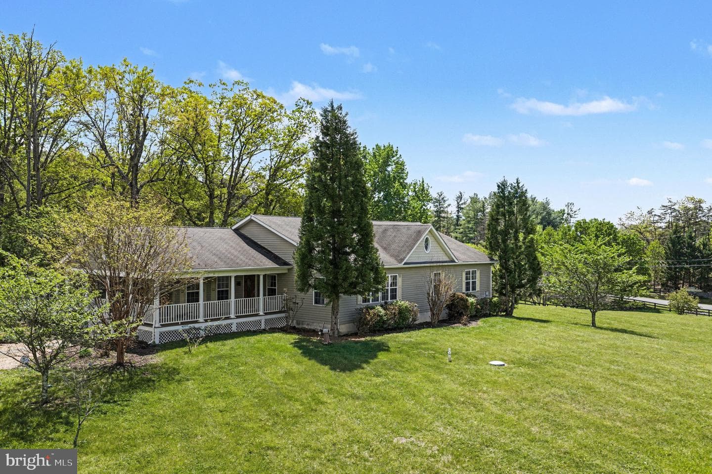 1564 Perry Road photo 1