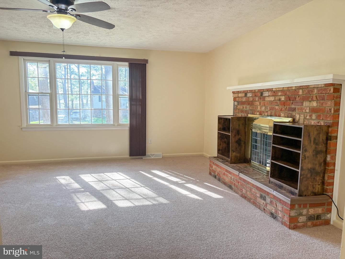 102 Carroll Drive photo 4