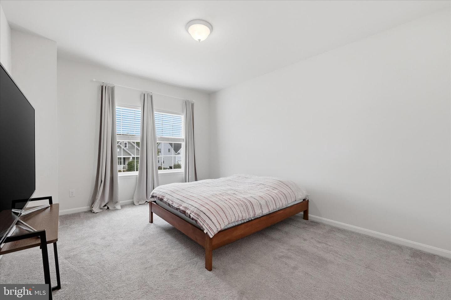 223 Dartmoor Drive photo 38