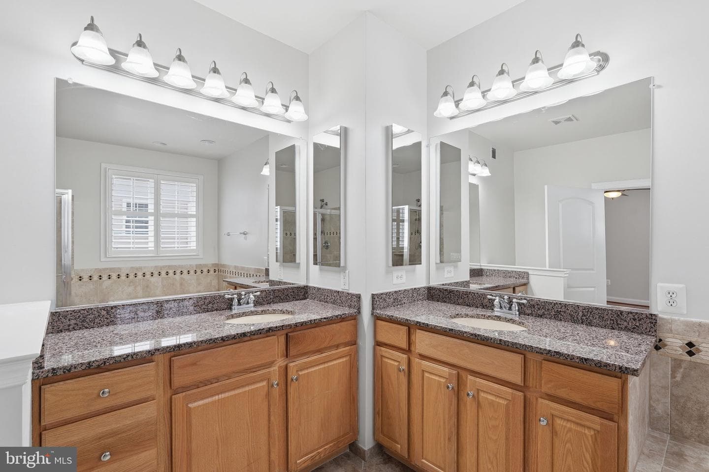 117 Harvester Drive photo 29