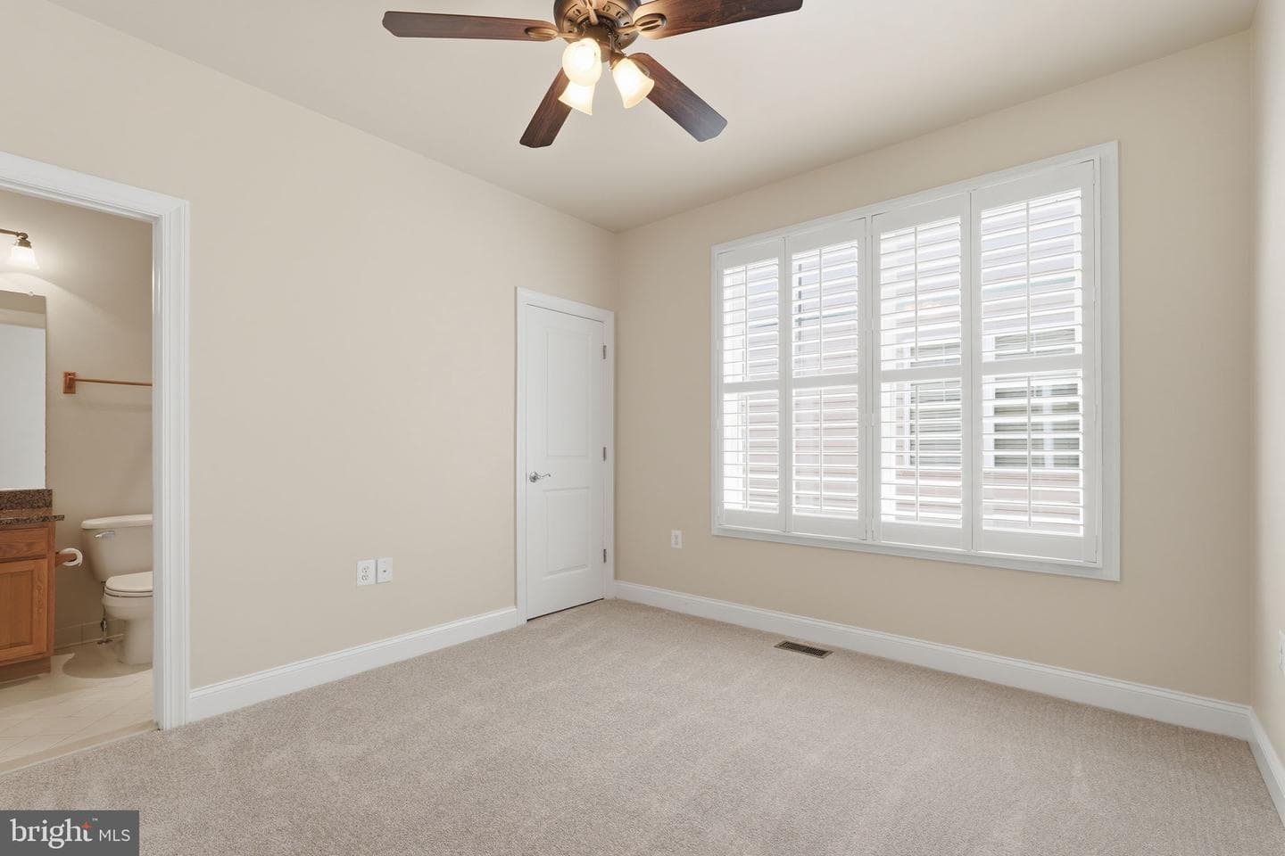 117 Harvester Drive photo 34