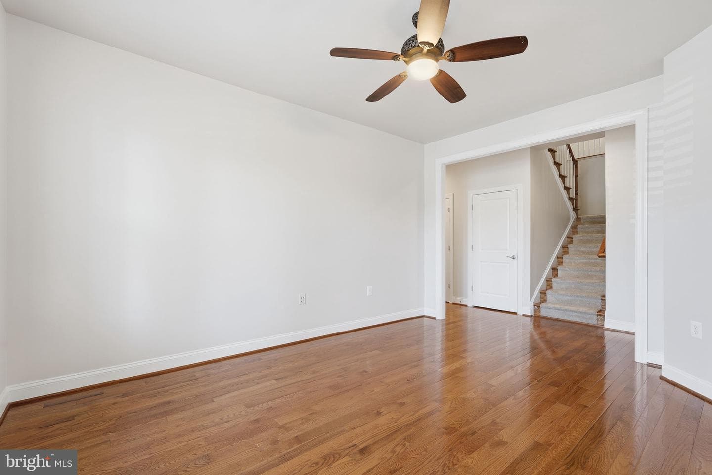 117 Harvester Drive photo 36
