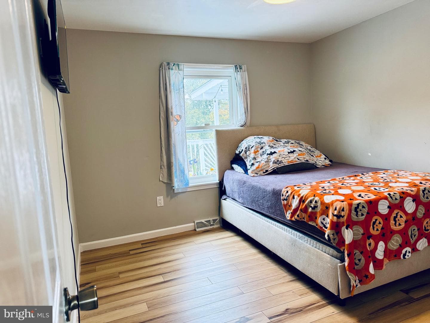 220 Snappy Lane photo 32