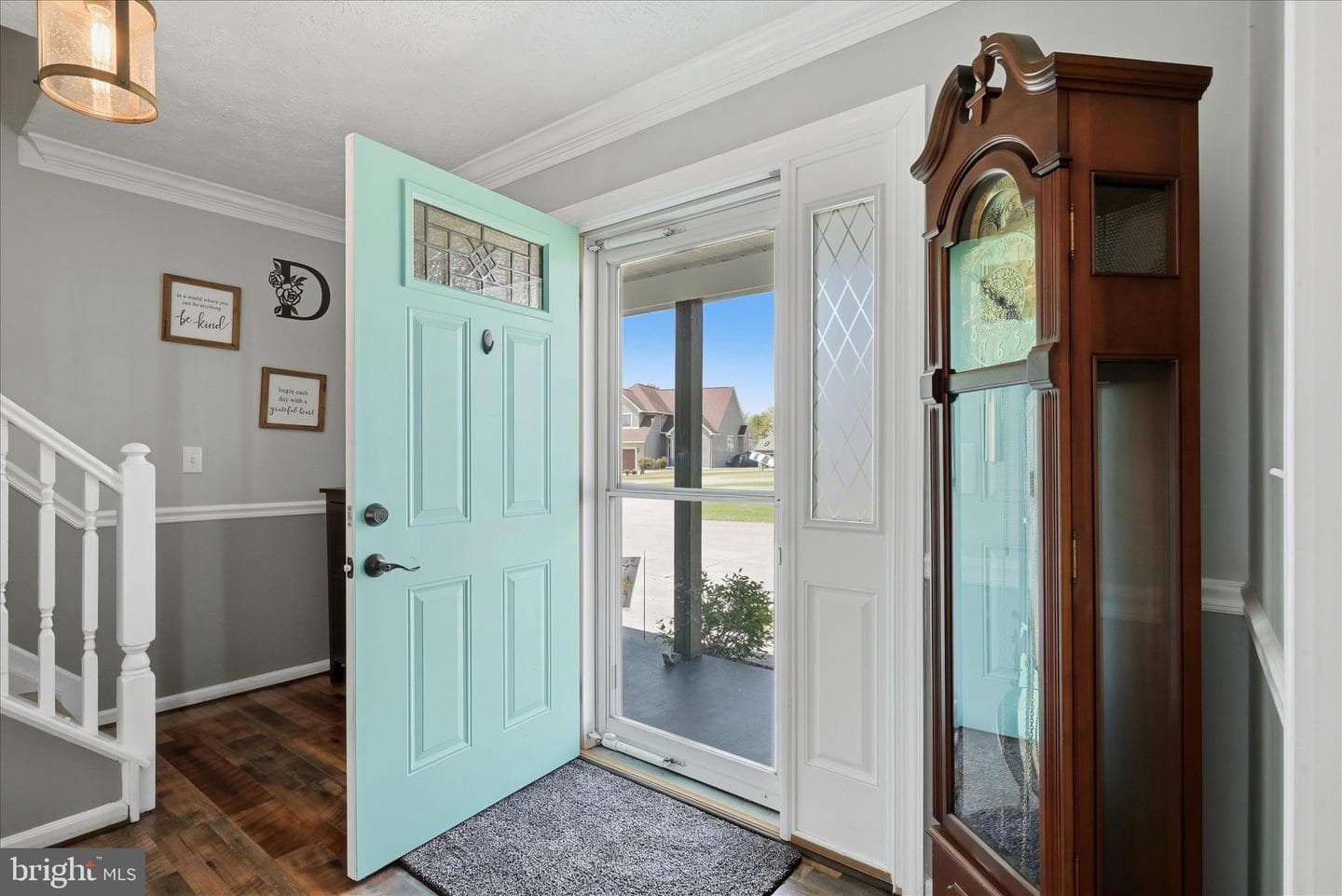 101 Sussex Circle photo 7